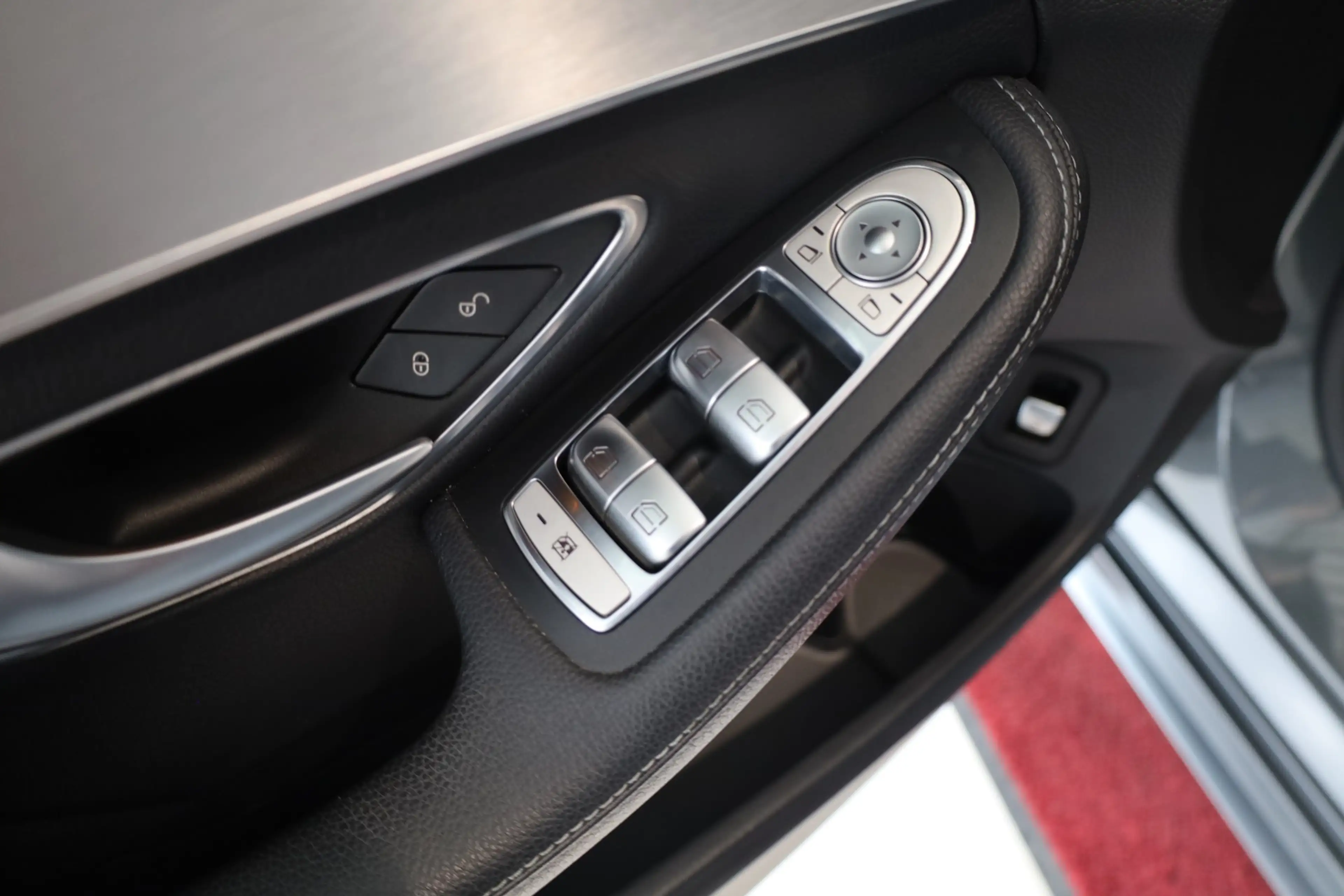 Mercedes-Benz C 220 d 4Matic AMG-LINE Schiebedach*Kamera — photo 15