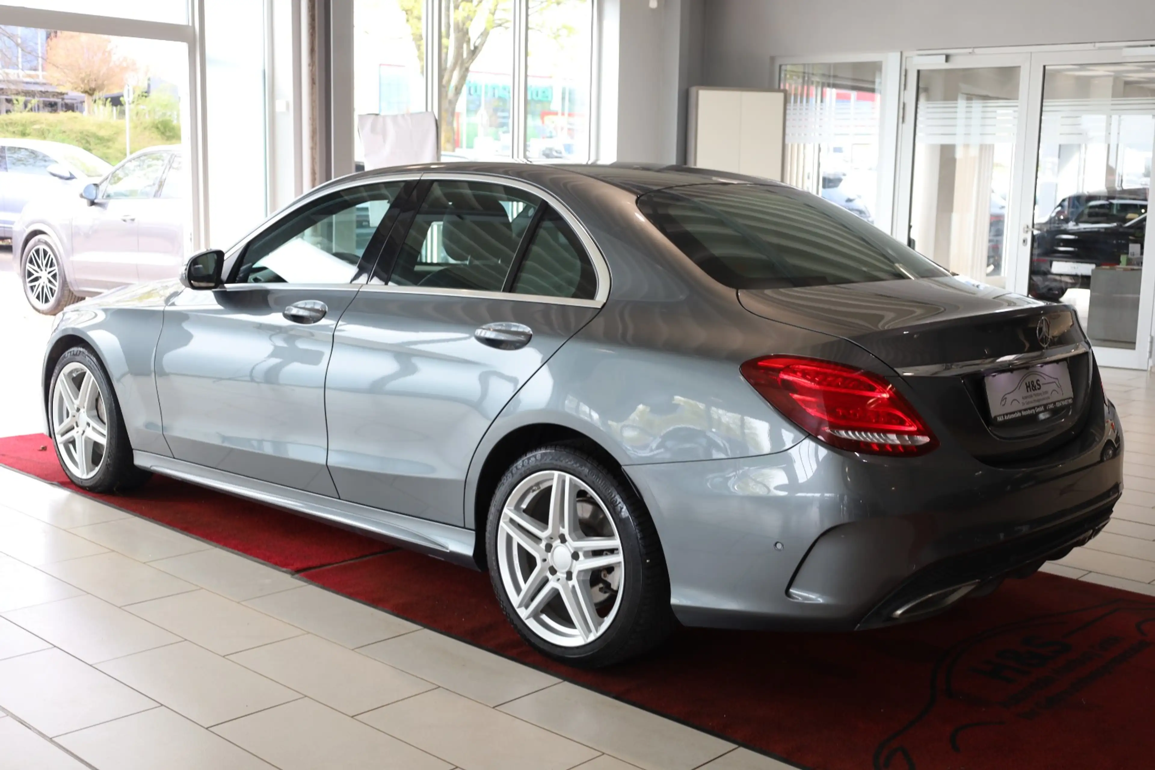 Mercedes-Benz C 220 d 4Matic AMG-LINE Schiebedach*Kamera — photo 3