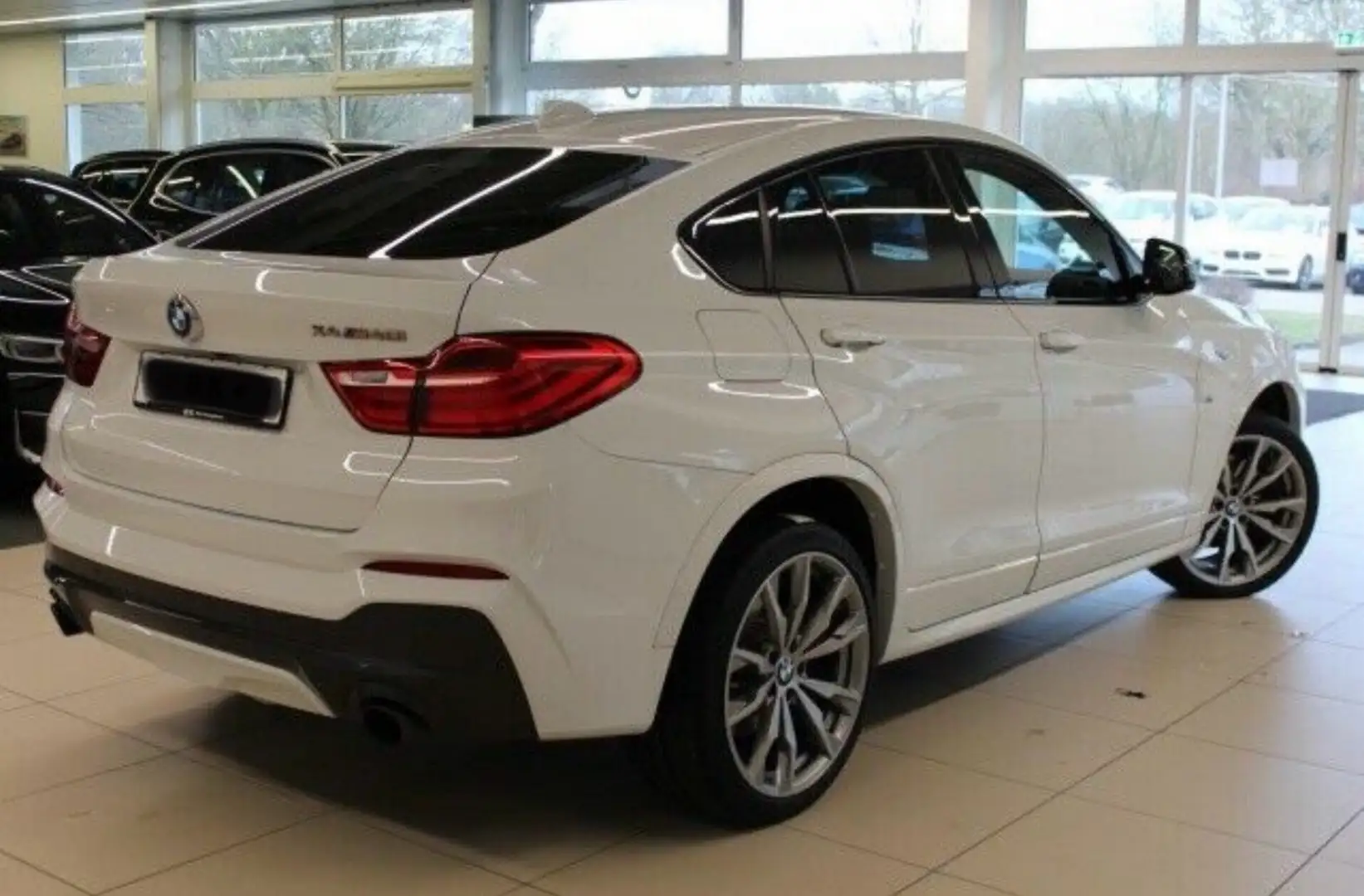 BMW X4 M M40i White - 2