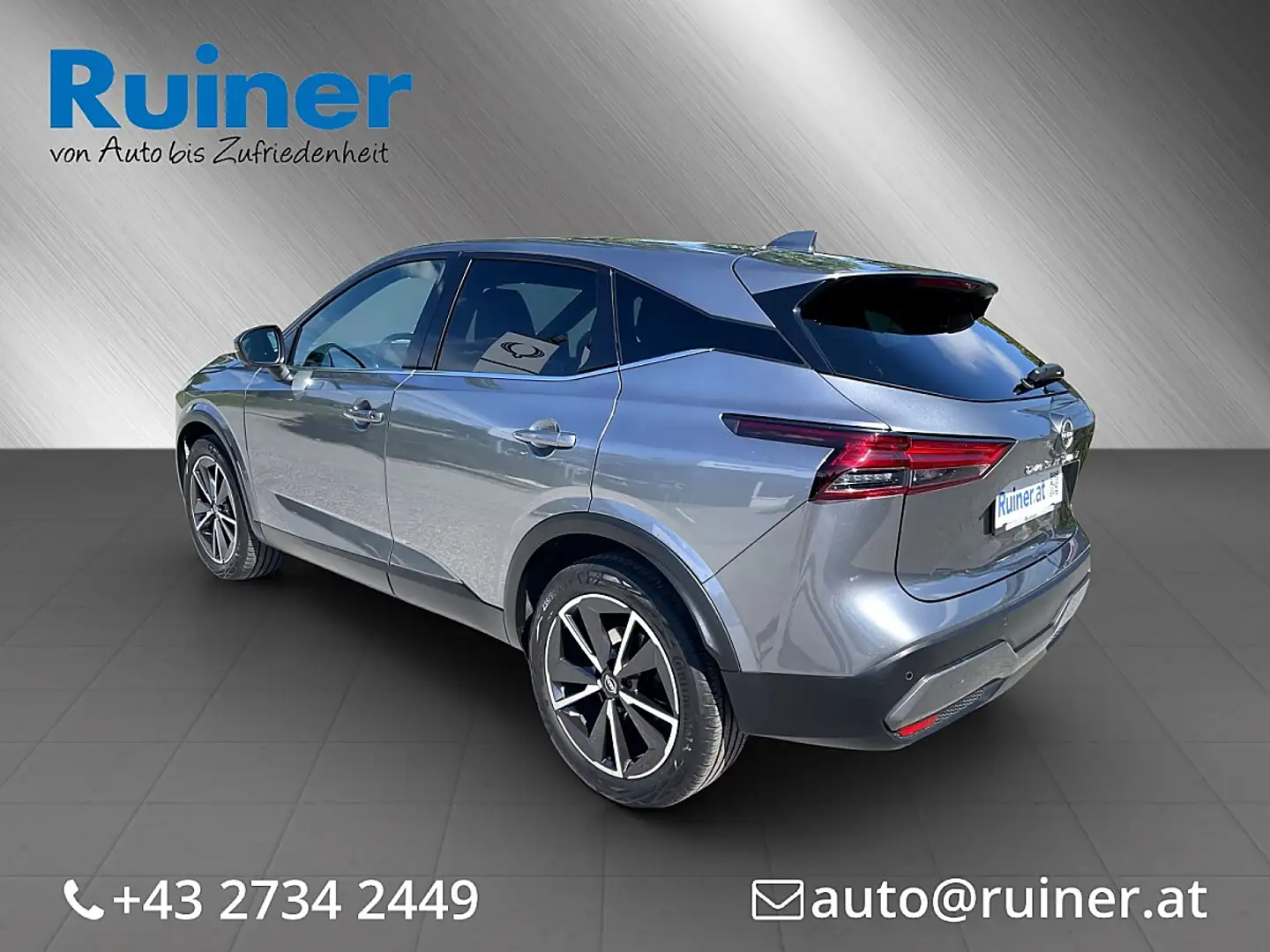Nissan Qashqai 1,3 DIG-T MHEV ALLRAD Tekna Aut. Grau - 2