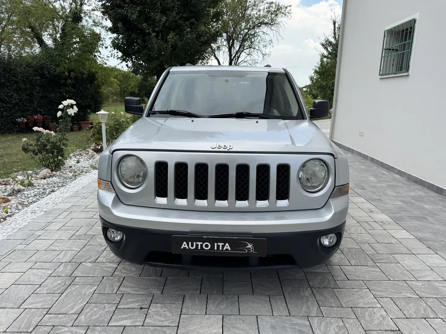 Jeep Patriot Patriot 2.2 crd Limited 4wd my11 Szary - 1