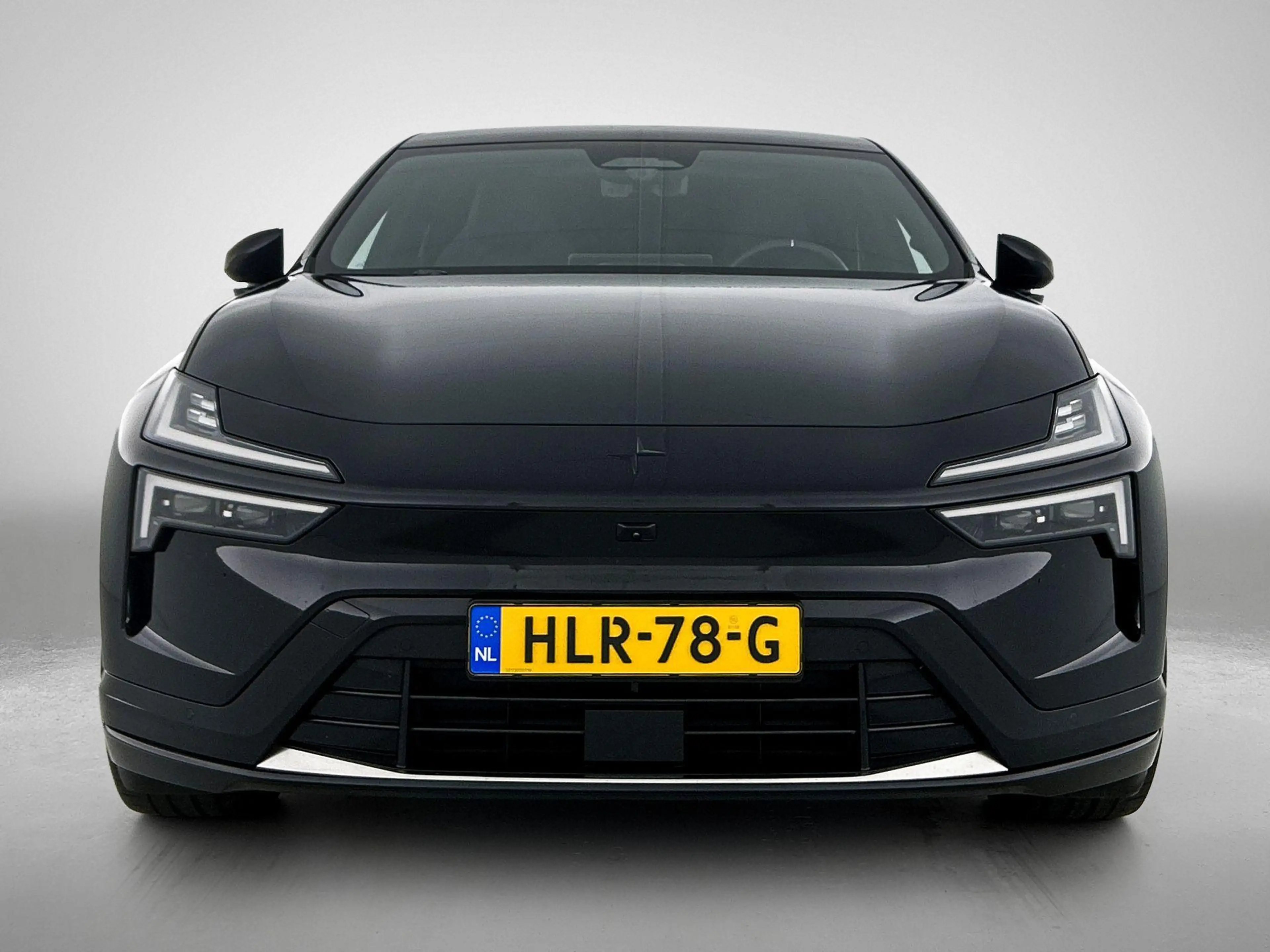 Polestar 4 Long Range Dual motor 100 kWh | Performance Pack | — photo 5