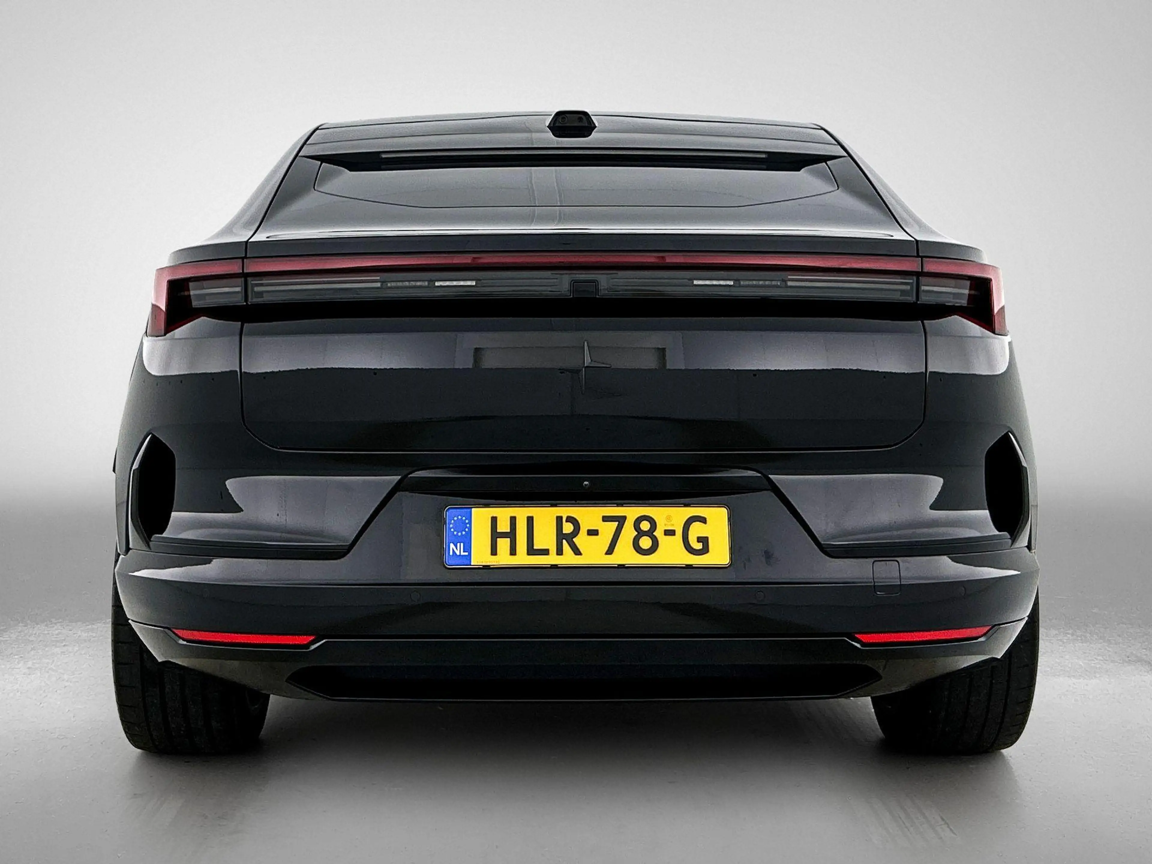 Polestar 4 Long Range Dual motor 100 kWh | Performance Pack | — photo 3