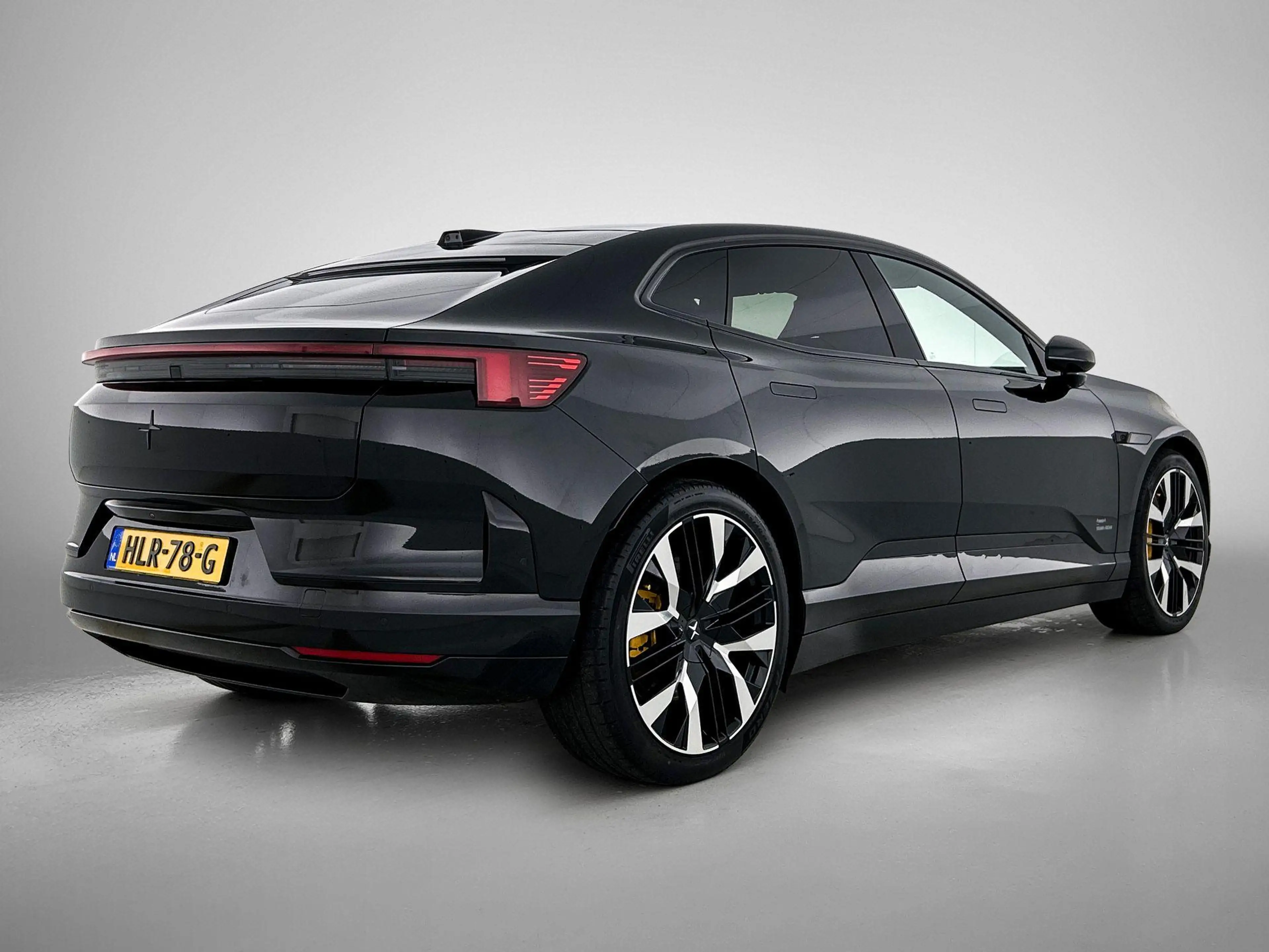 Polestar 4 Long Range Dual motor 100 kWh | Performance Pack | — photo 4