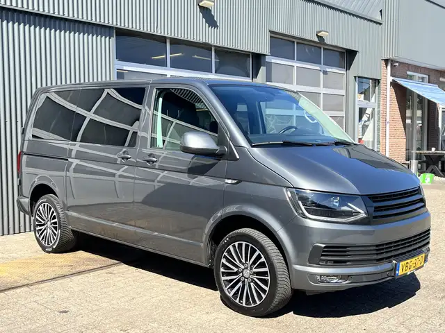 Volkswagen T6 Transporter 2.0 TDI L1H1 DC Airco Cruise controle Telefoonverb