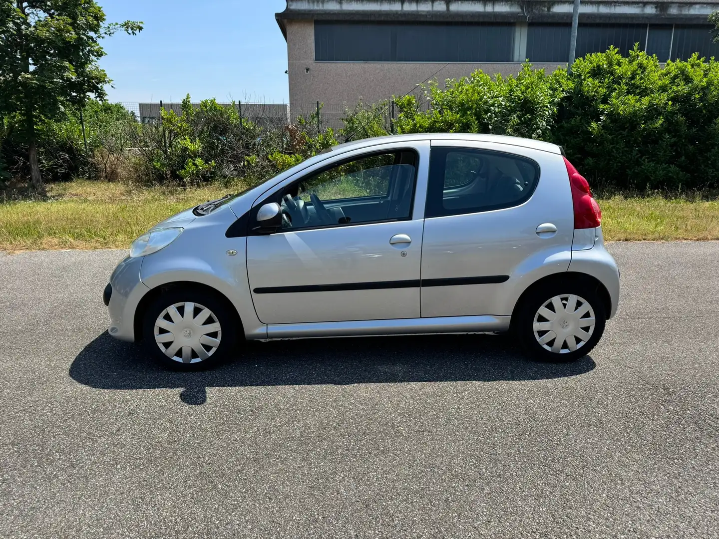 Peugeot 107 5p 1.4 hdi - 2