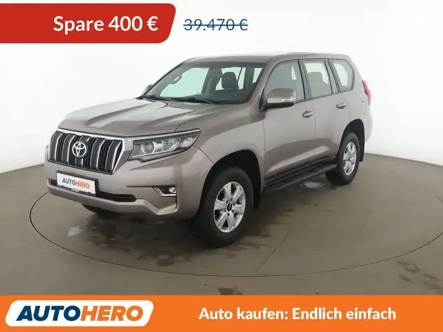 Toyota Land Cruiser 2.8 D 4D Comfort*NAVI*LED*TEMPO*CAM*PDC*SHZ*AHK*