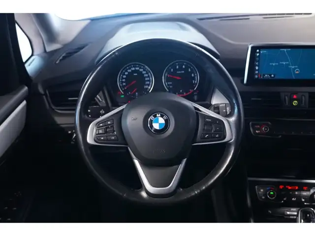 BMW 2 Series view 15