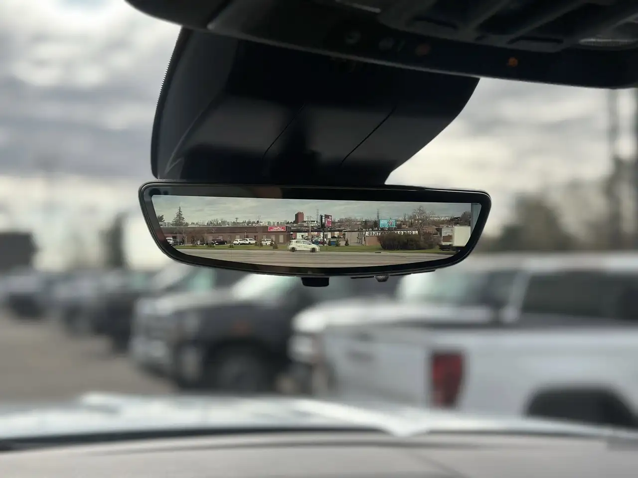 GMC Sierra 3500HD снимка GMC Sierra 3500HD