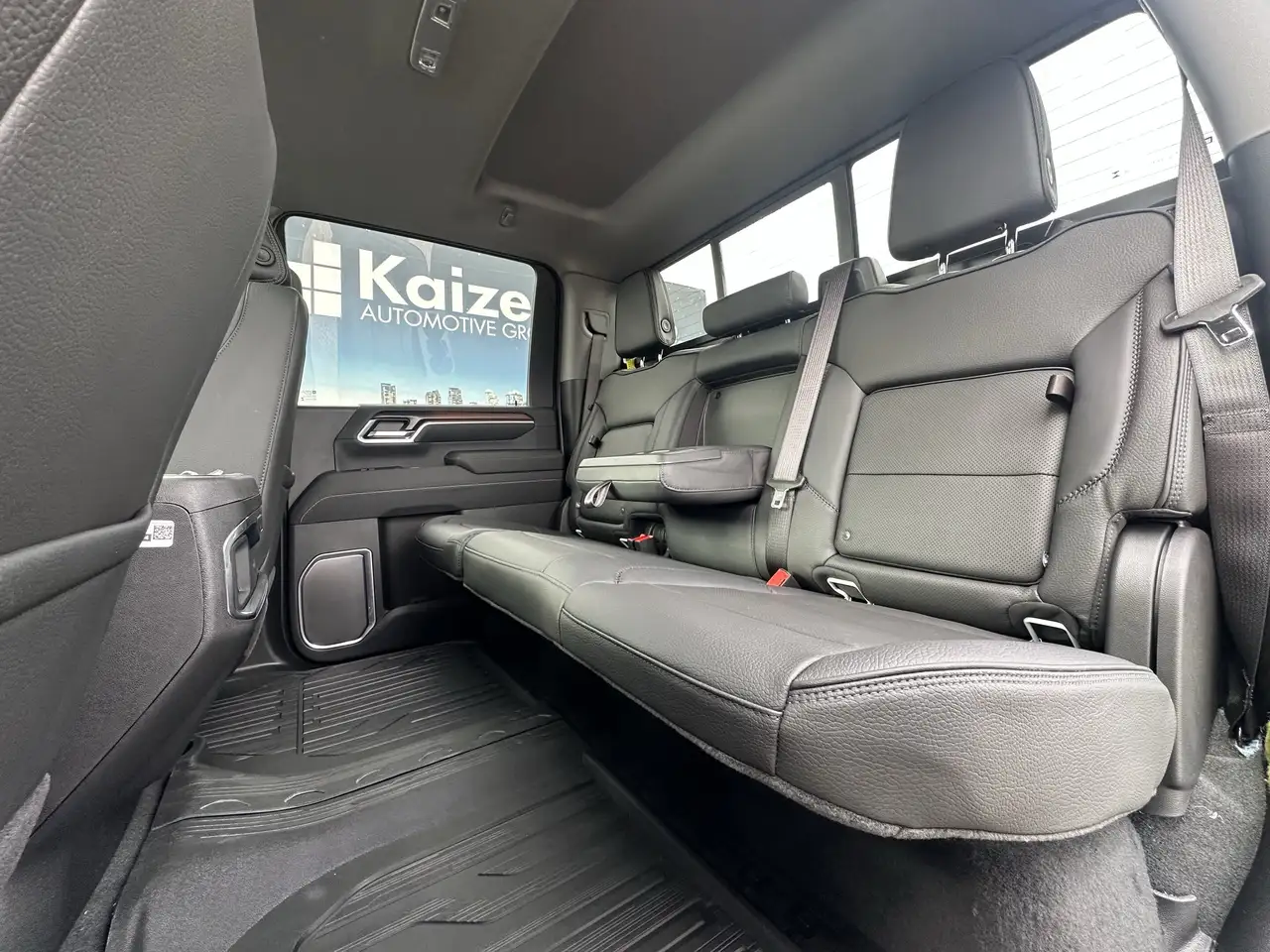 GMC Sierra 3500HD снимка GMC Sierra 3500HD