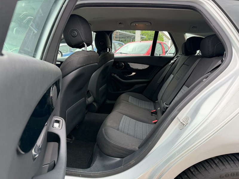 Mercedes-Benz C 220 CDI Klimaautomatik,Navi,AHK,6-Gang — photo 6