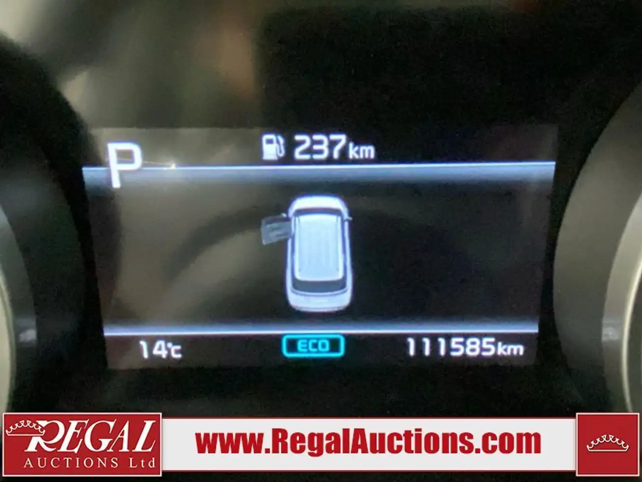 Kia Carnival photo Kia Carnival