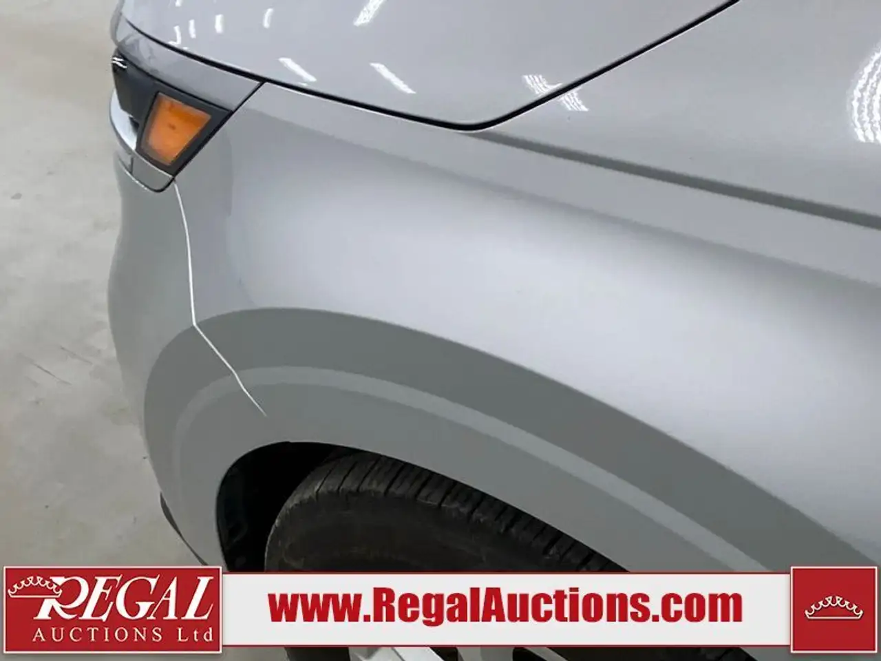 Kia Carnival photo Kia Carnival