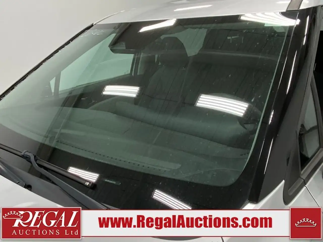 Kia Carnival photo Kia Carnival