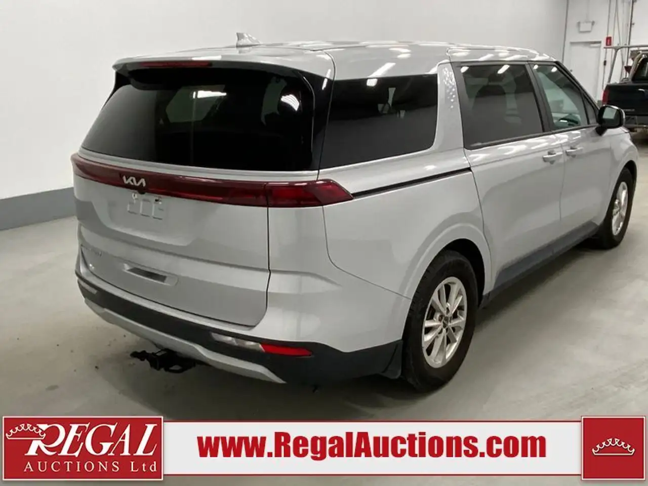 Kia Carnival photo Kia Carnival