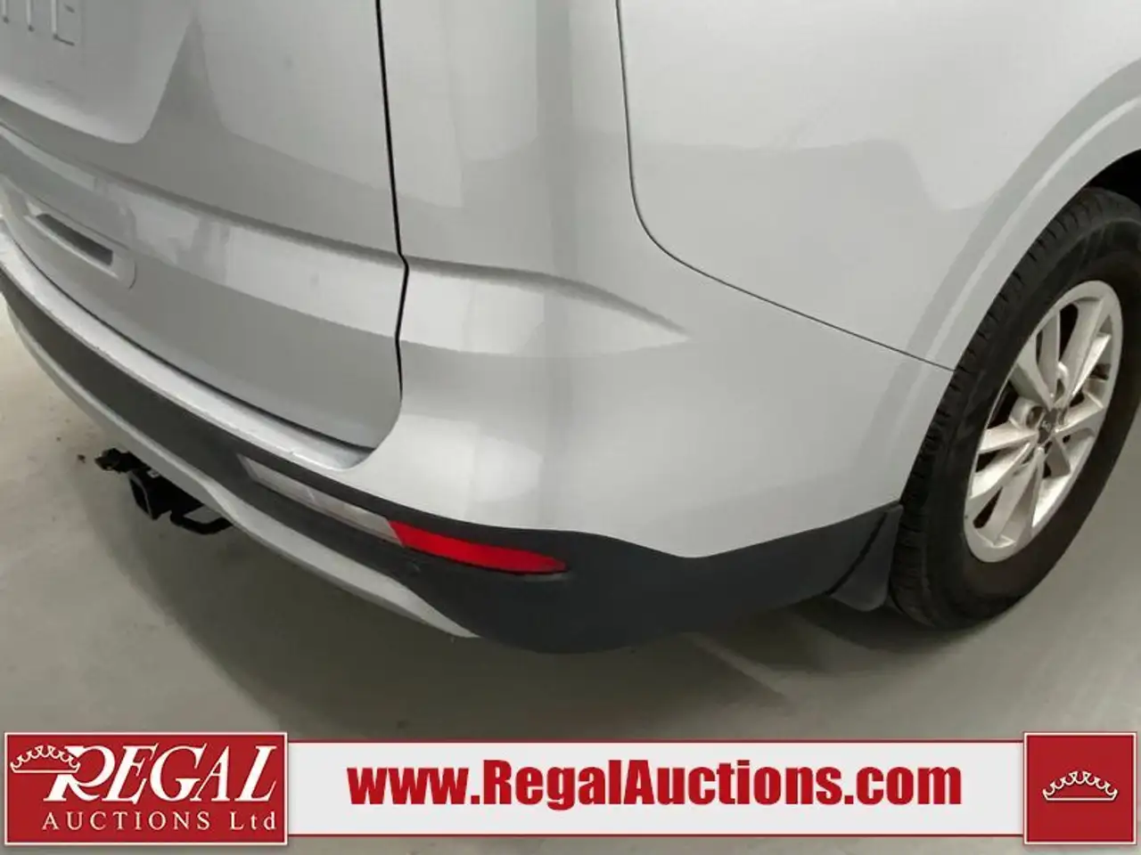 Kia Carnival photo Kia Carnival