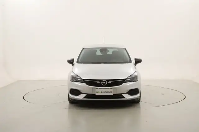 Opel Astra view 8