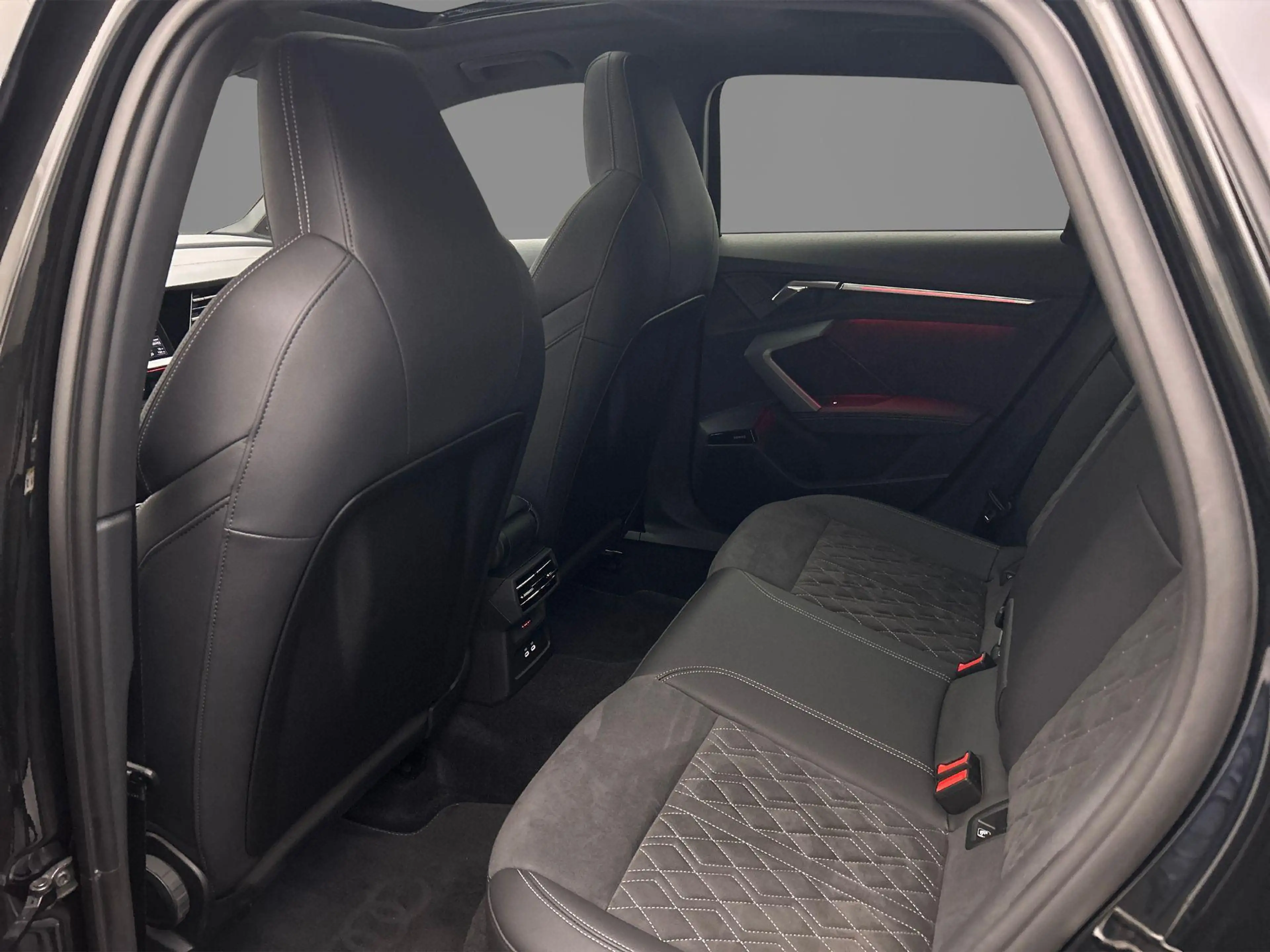 Audi A3 Sportback 45 TFSI e 272PK S edition Competition | — photo 12