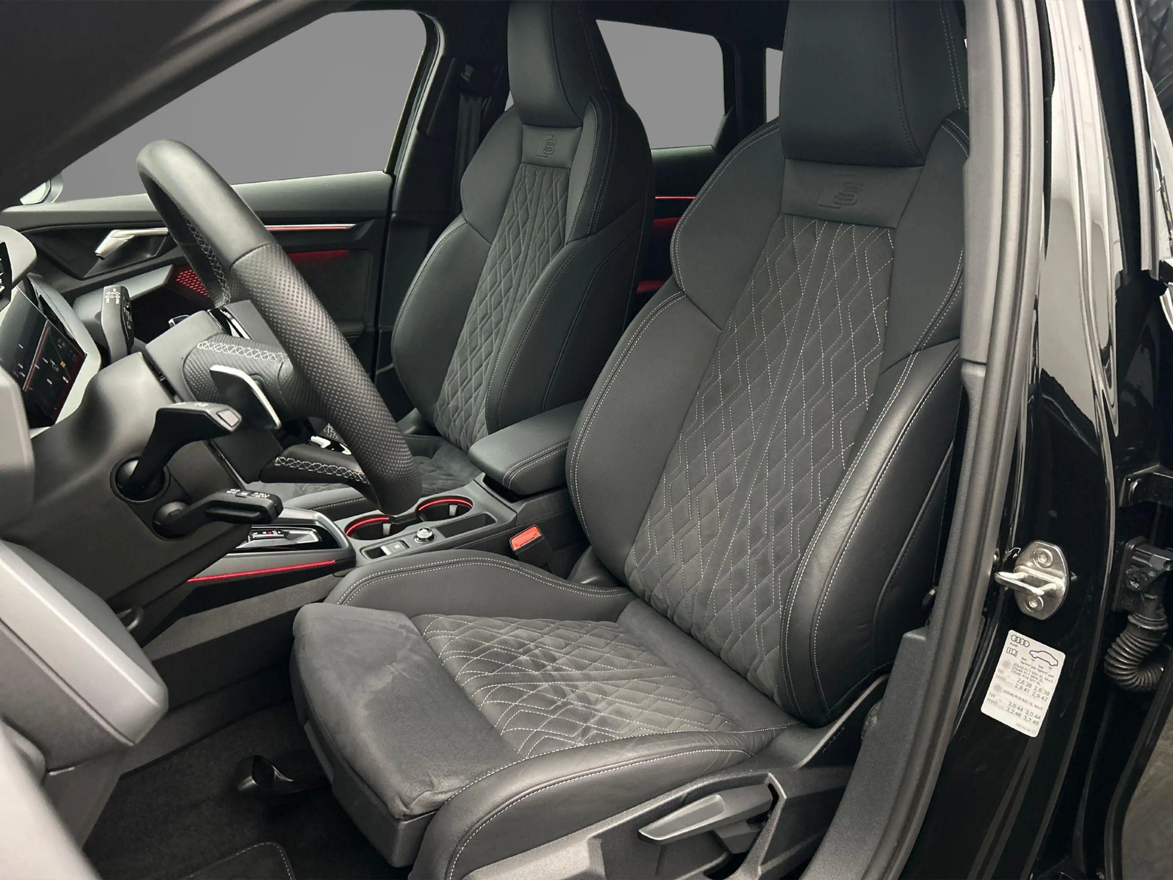 Audi A3 Sportback 45 TFSI e 272PK S edition Competition | — photo 5