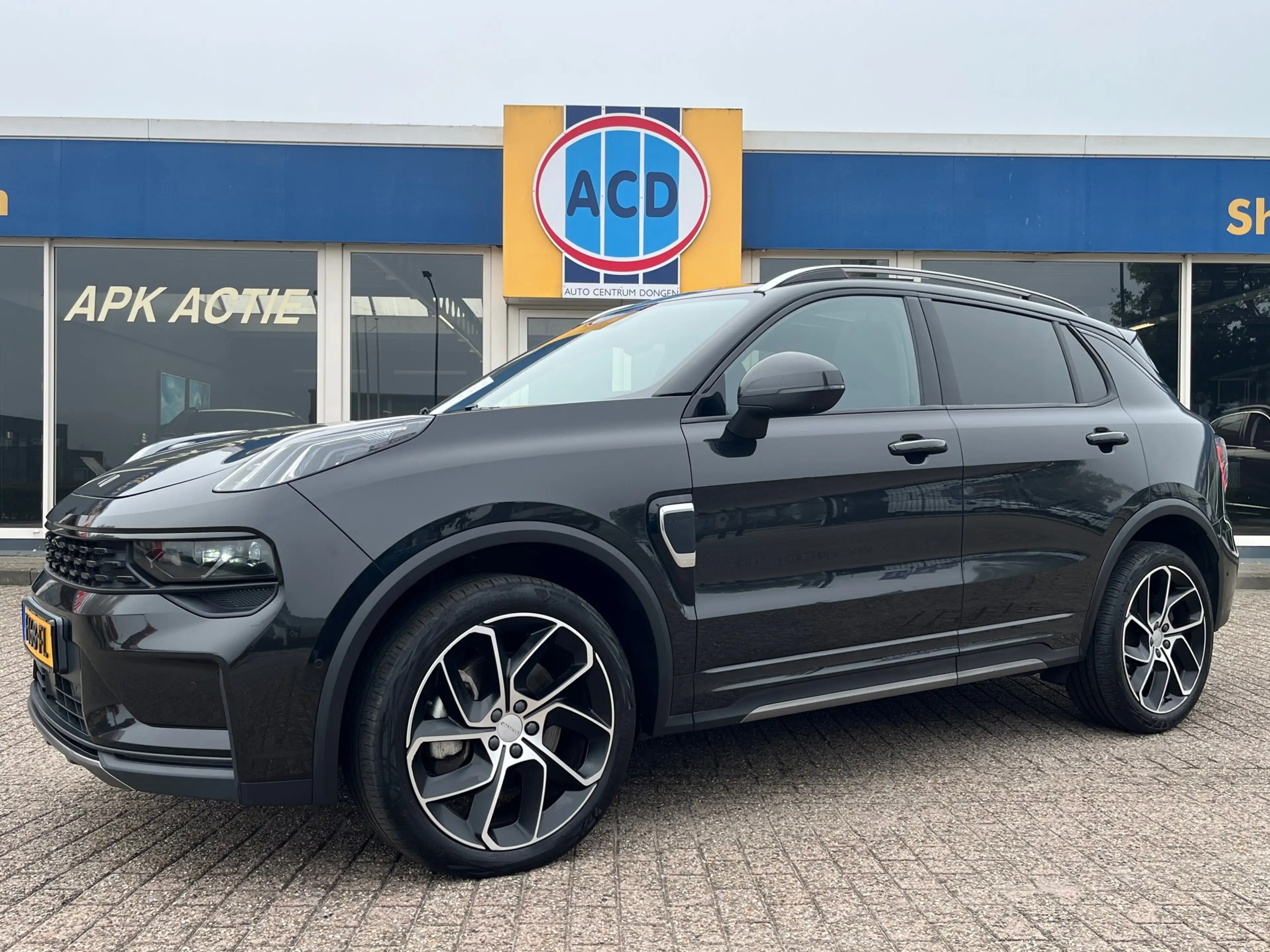 Lynk & Co 01 1.5 261pk PHEV 7DCTH | Black Edition | Orig.NL | Z — photo 5