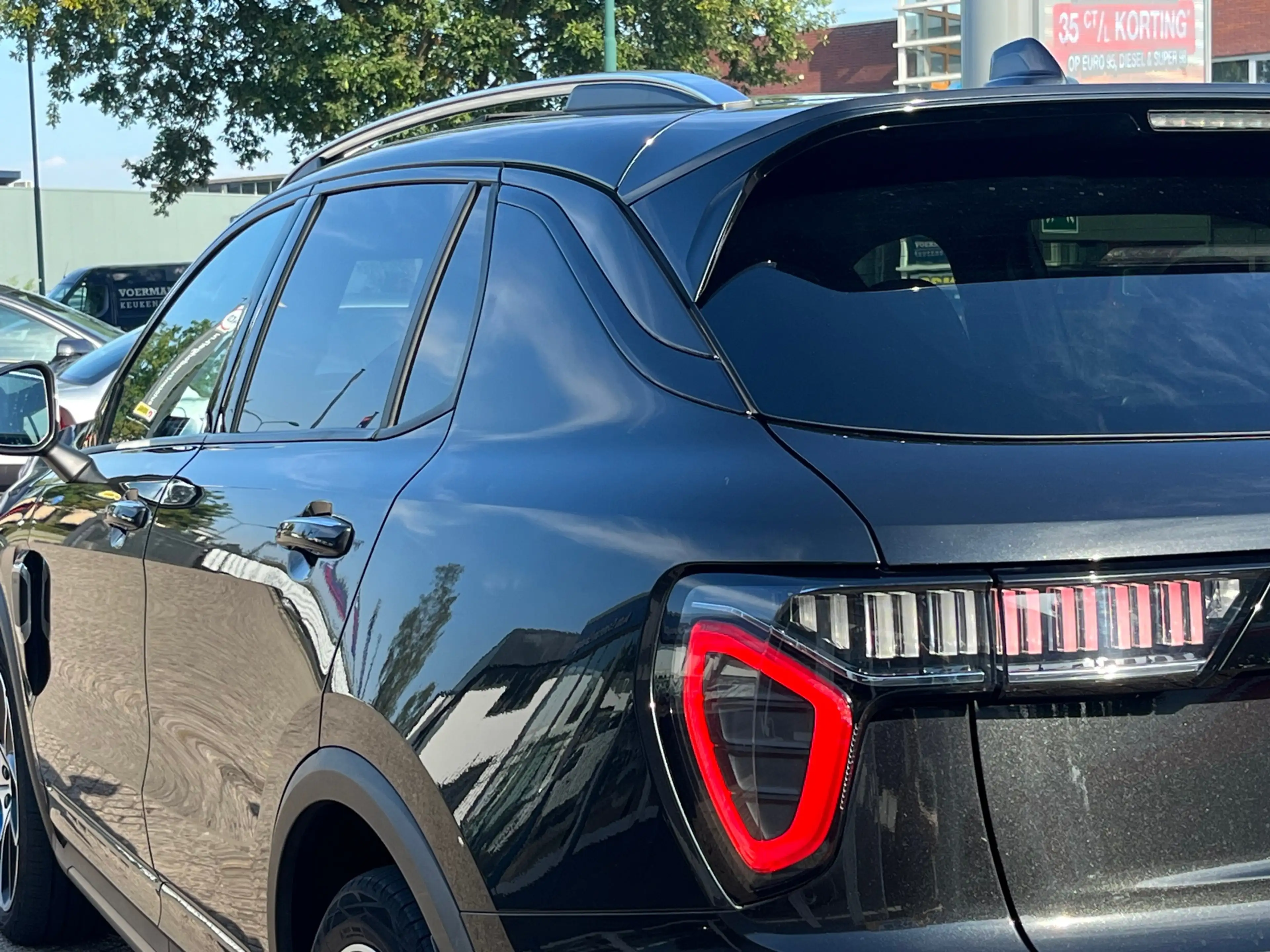 Lynk & Co 01 1.5 261pk PHEV 7DCTH | Black Edition | Orig.NL | Z — photo 11
