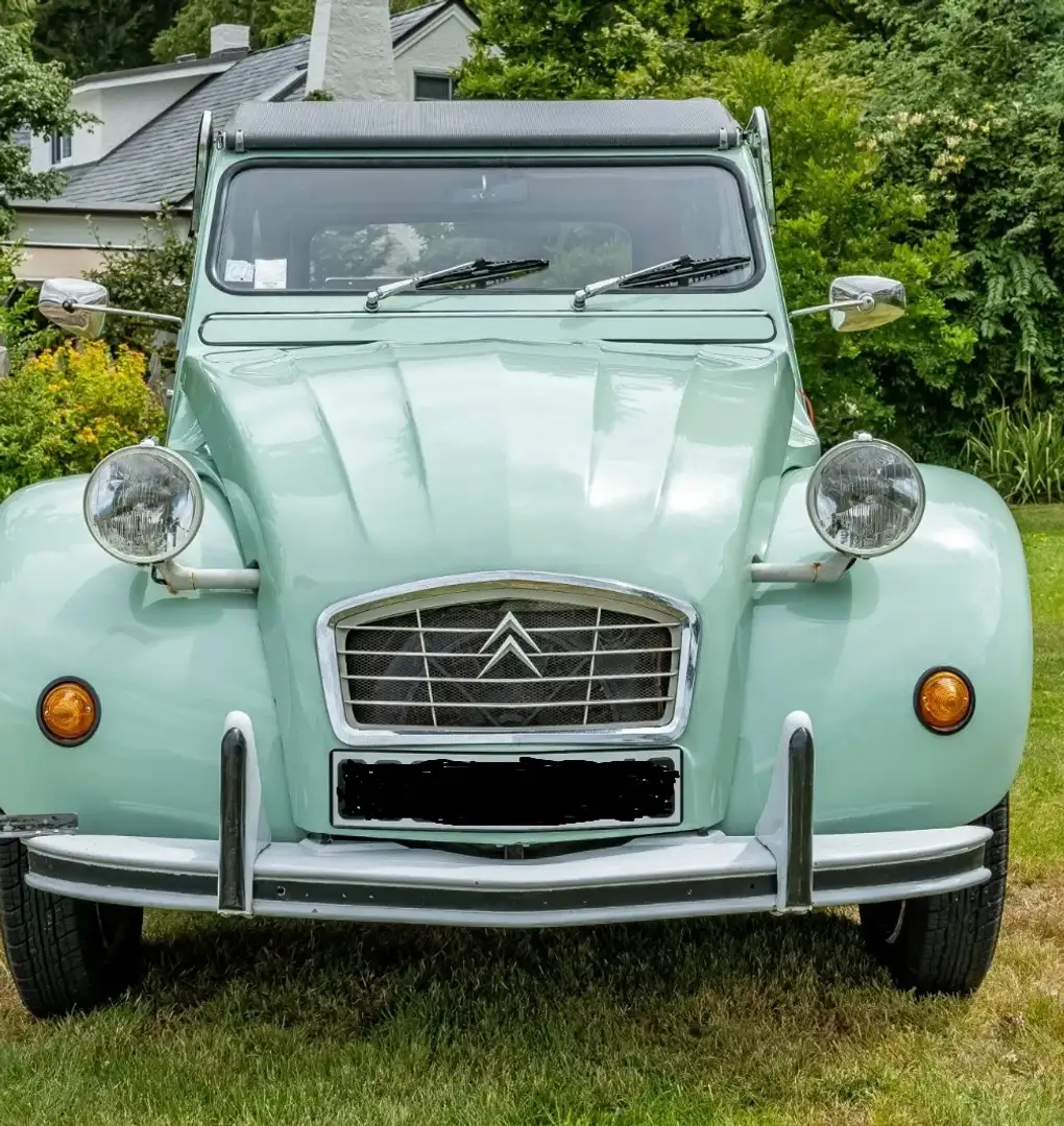 Citroen 2CV 6 Special Vert - 2