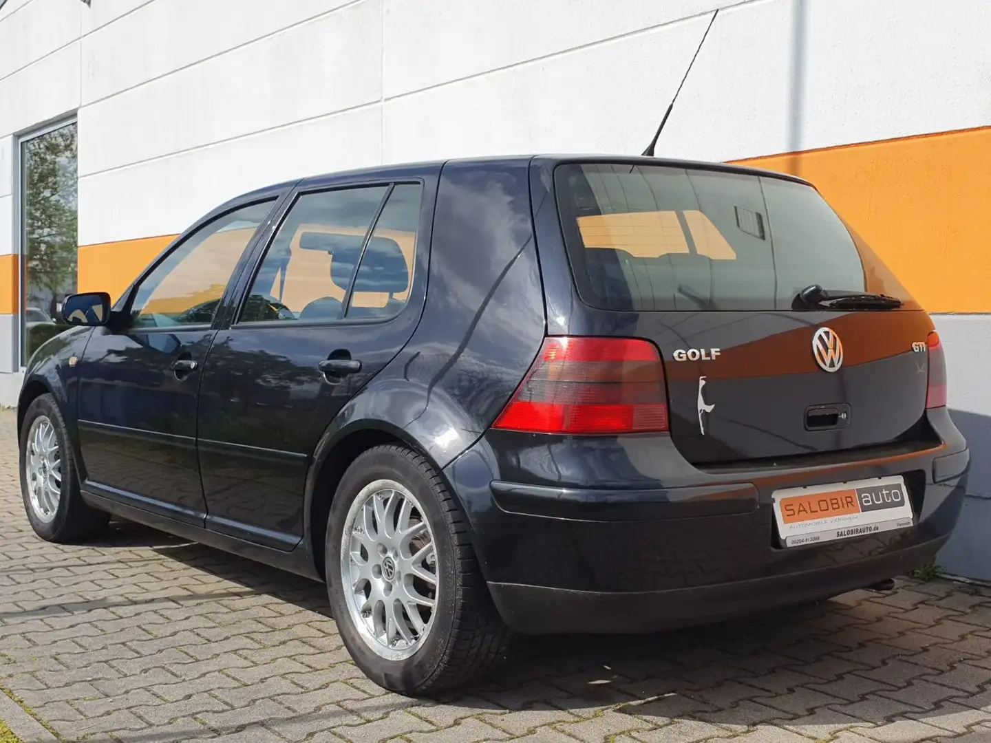 Volkswagen Golf IV 2.3 V5 GTI 5-Tür gepflegt Klimaauto BBS Schwarz - 2