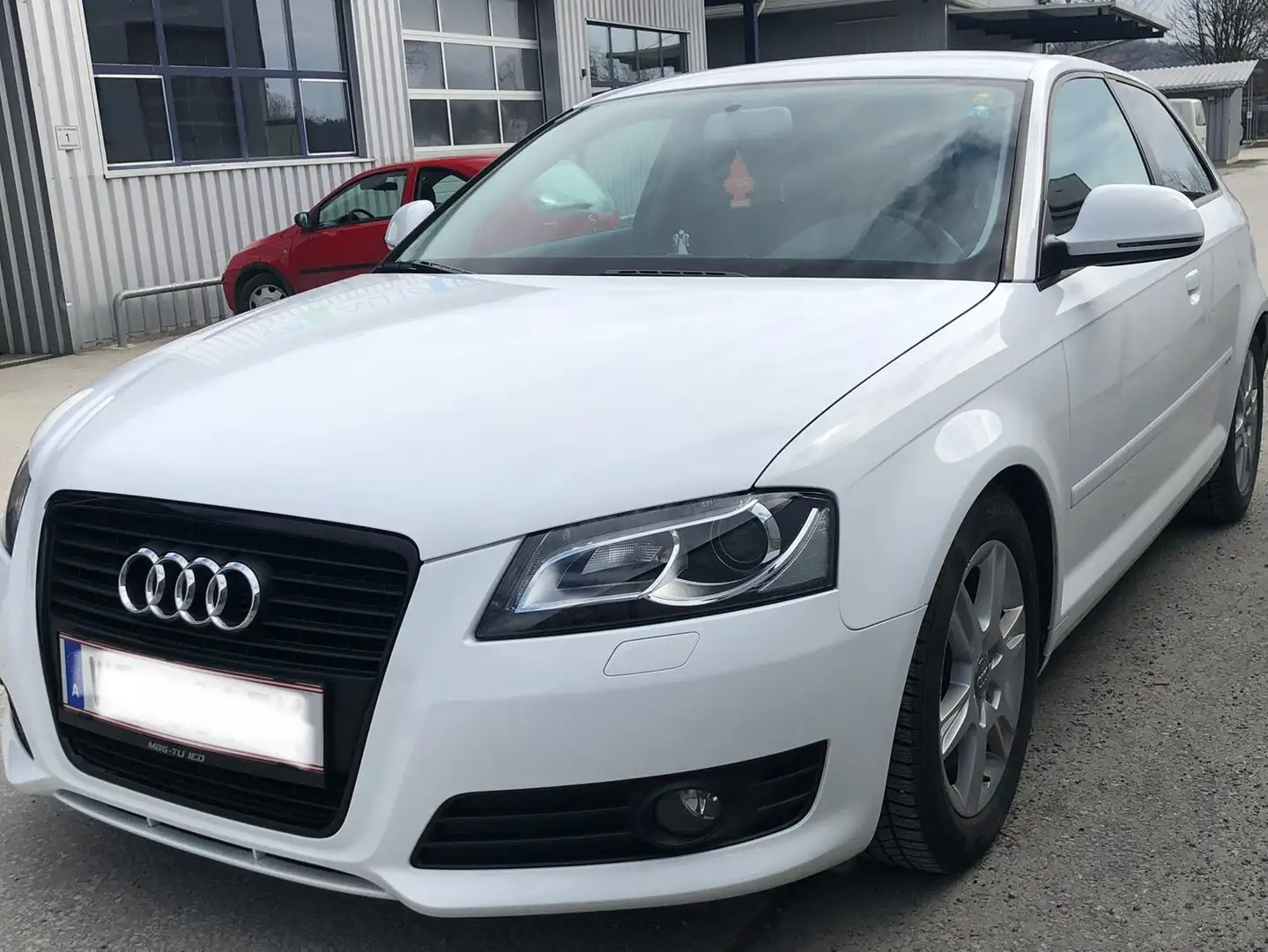 Audi A3 A3 1,4 TFSI - Xenon plus - 18“ Alu Felgen Weiß - 1