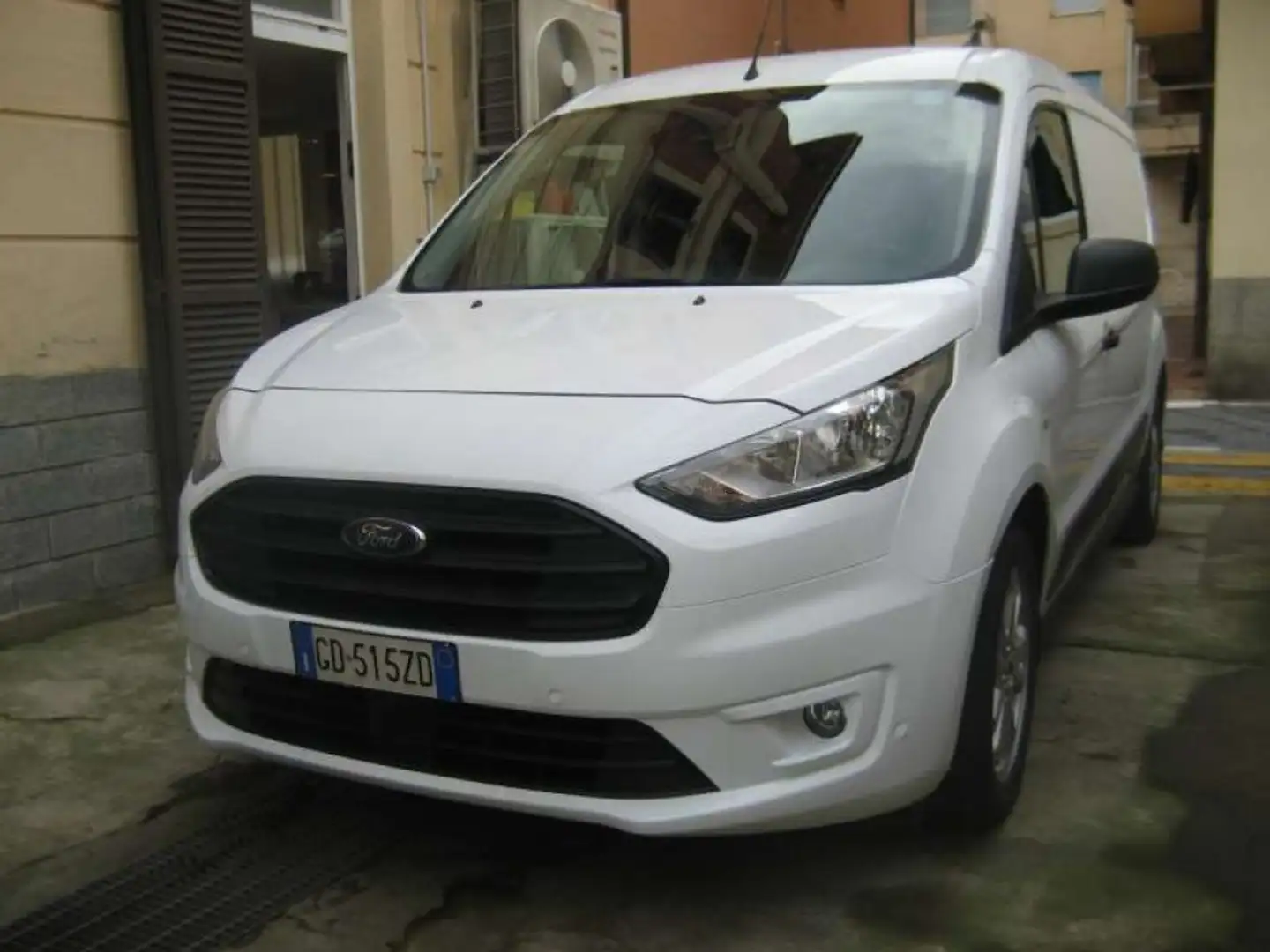 Ford Transit Connect 240 1.5 TDCI 120CV PL TREND White - 2