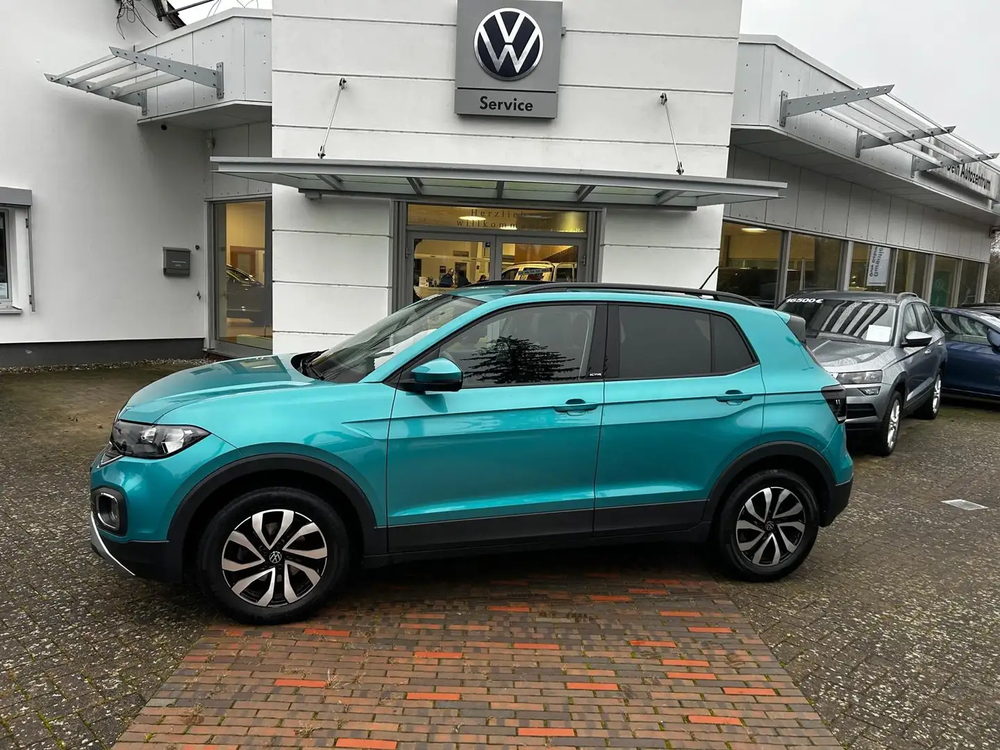 Volkswagen T-Cross 1.0 TSI DSG Active Grün - 2