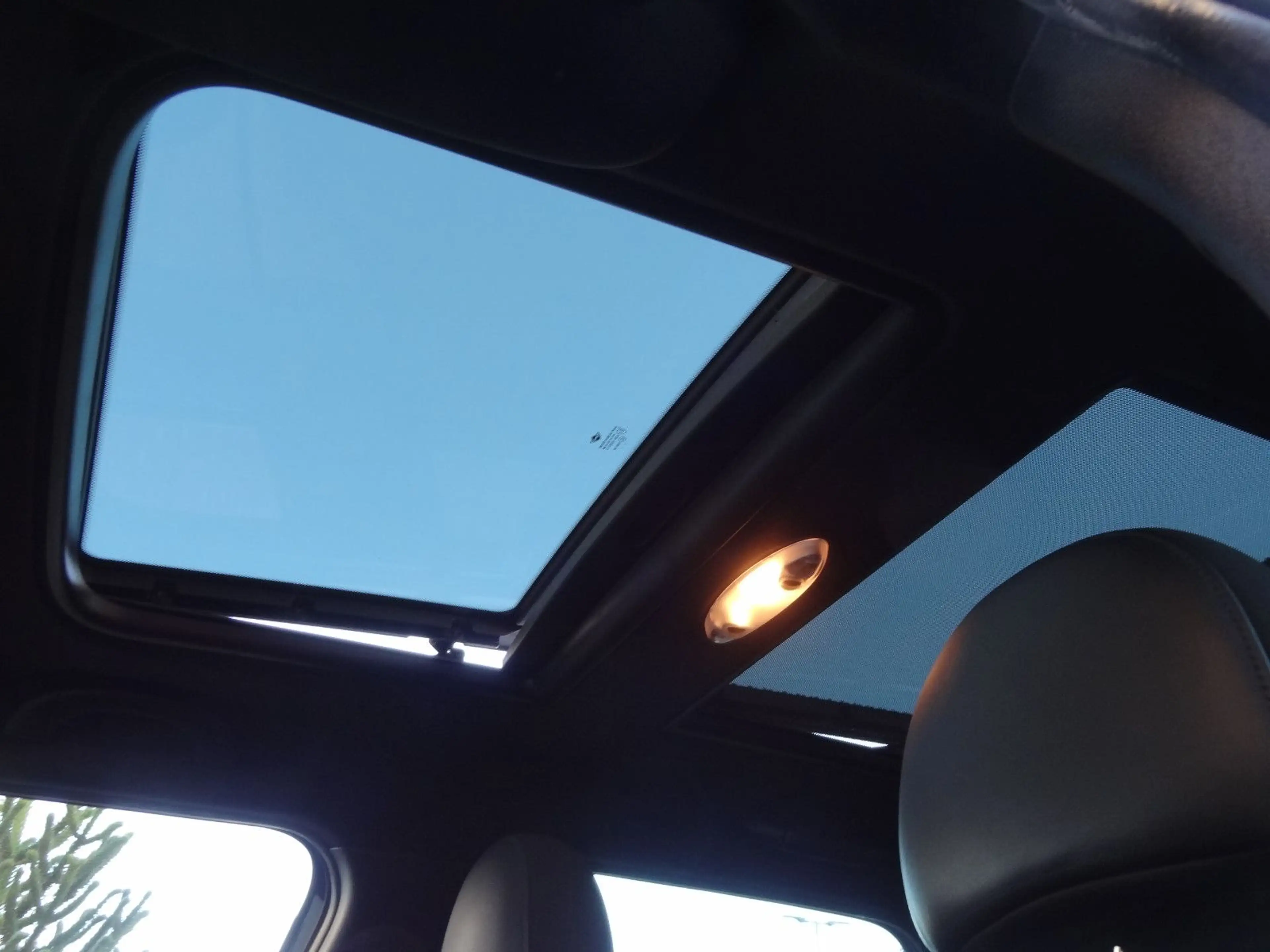 MINI Cooper D Countryman ALL4 Aut./Navi/Xenon/Leder/ — photo 12