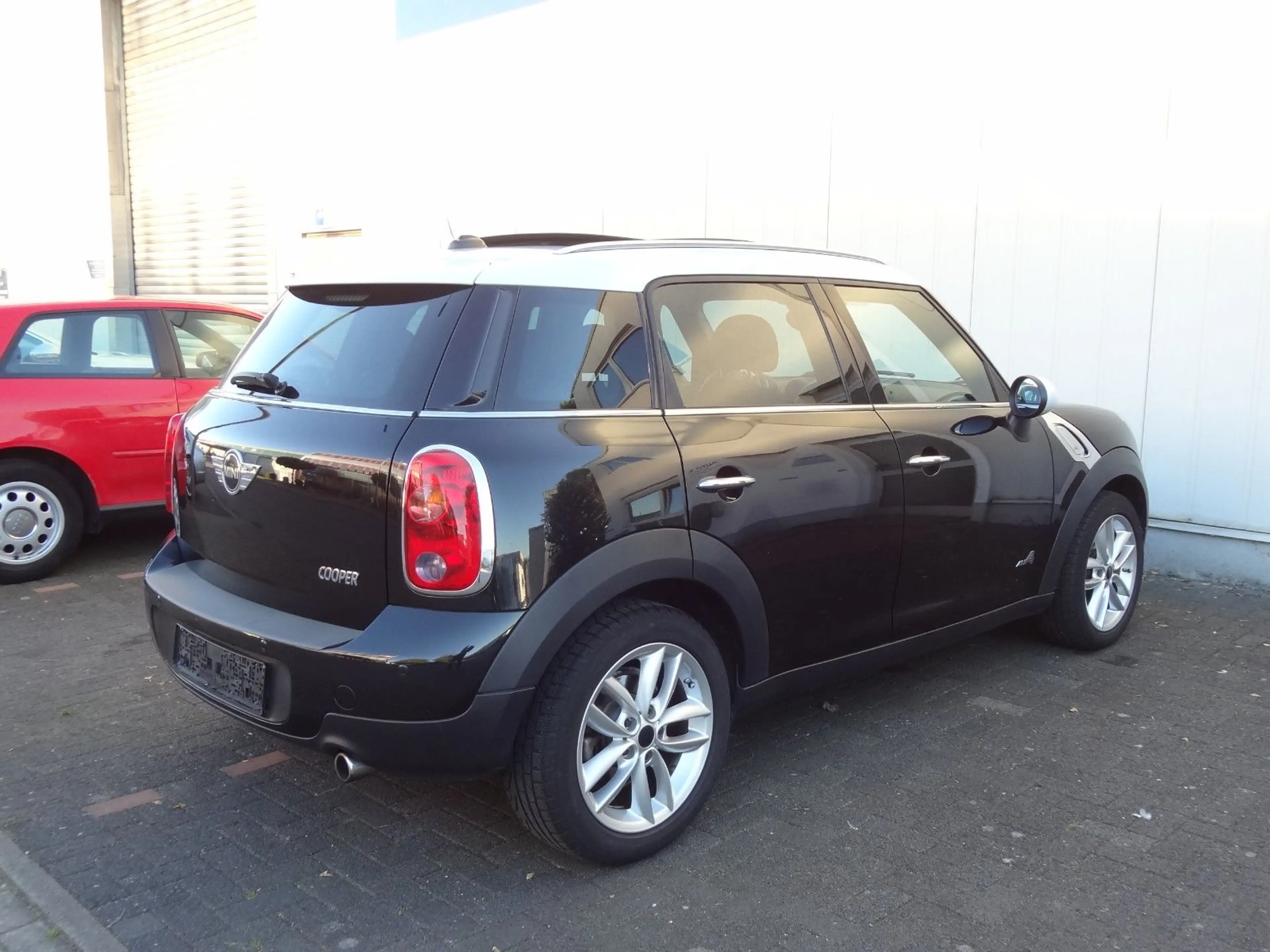 MINI Cooper D Countryman ALL4 Aut./Navi/Xenon/Leder/ — photo 4