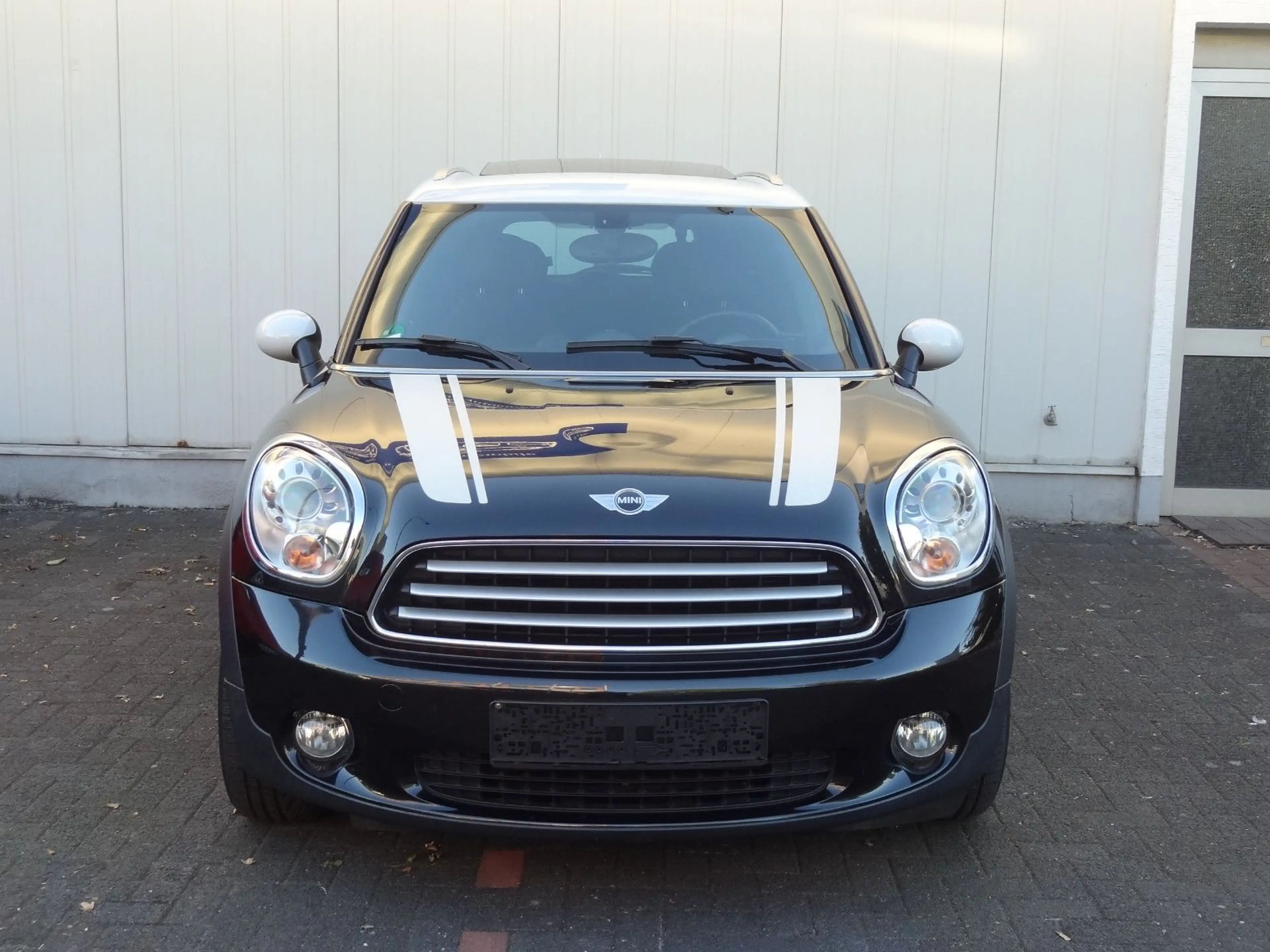 MINI Cooper D Countryman ALL4 Aut./Navi/Xenon/Leder/ — photo 2