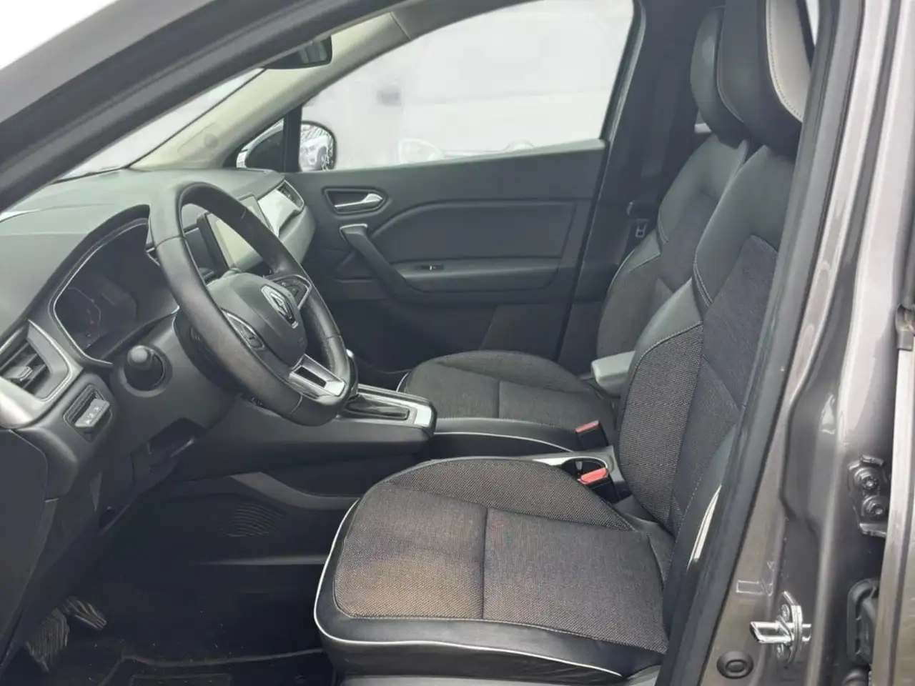 Renault Captur Captur 1.6 E-Tech hybrid Intens 145cv auto 10