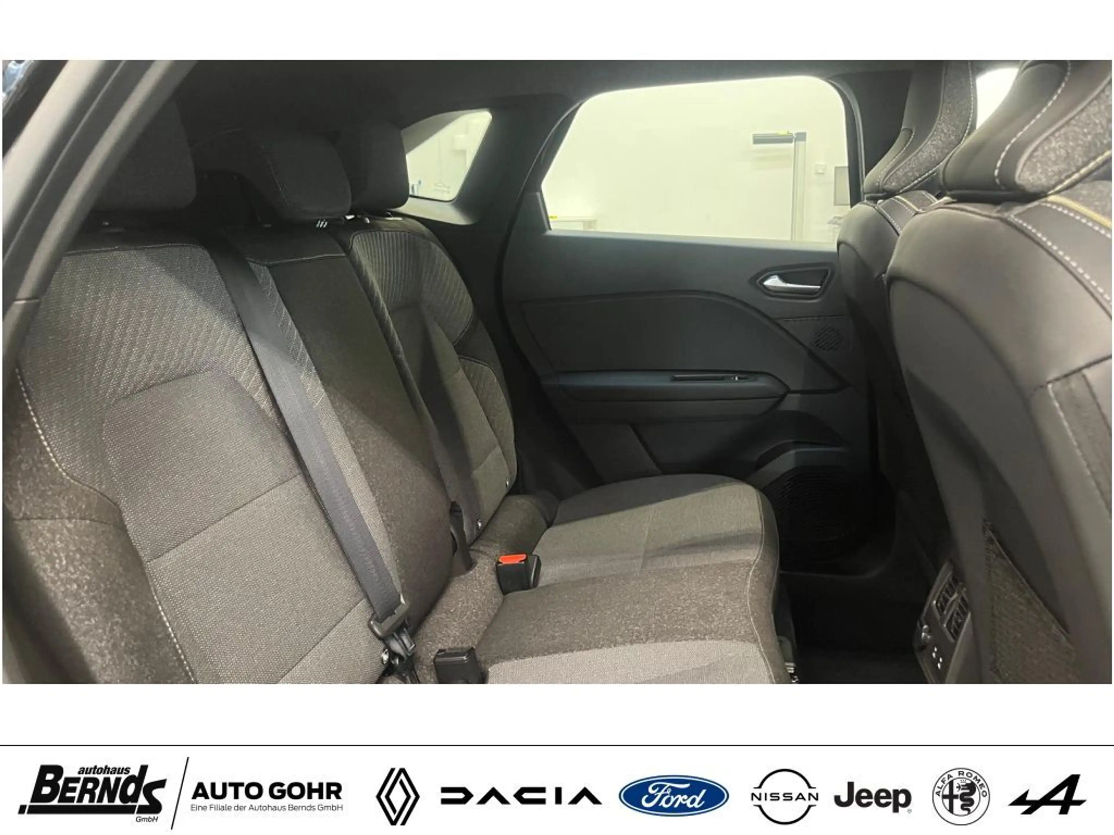 Renault Symbioz TCe Mild Hybrid 140 EDC TECHNO SHZ GJR LED Kamera — photo 4