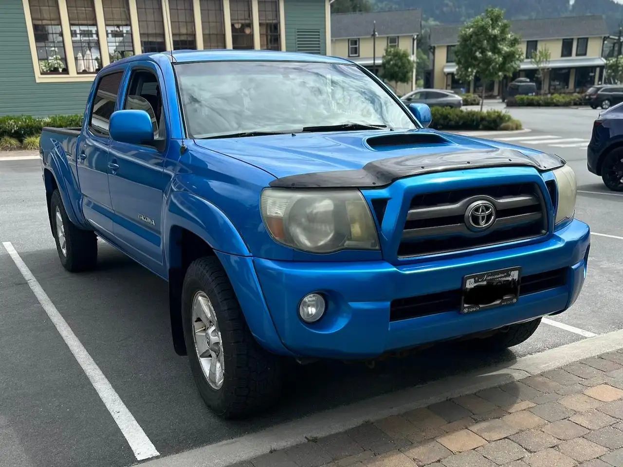 Toyota Tacoma снимка Toyota Tacoma