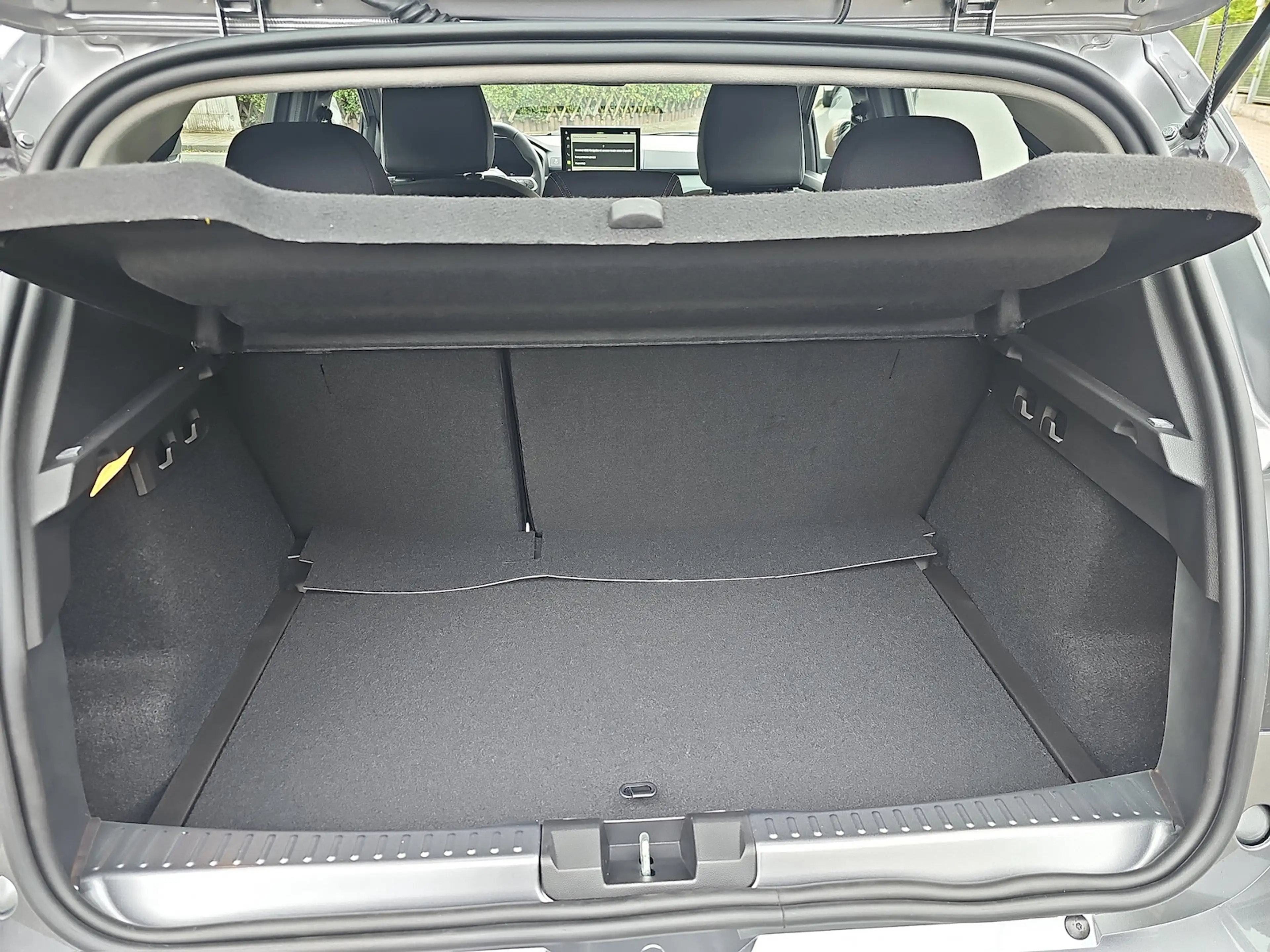 Dacia Sandero Stepway Extreme Eco-G 120 Sofort — photo 12