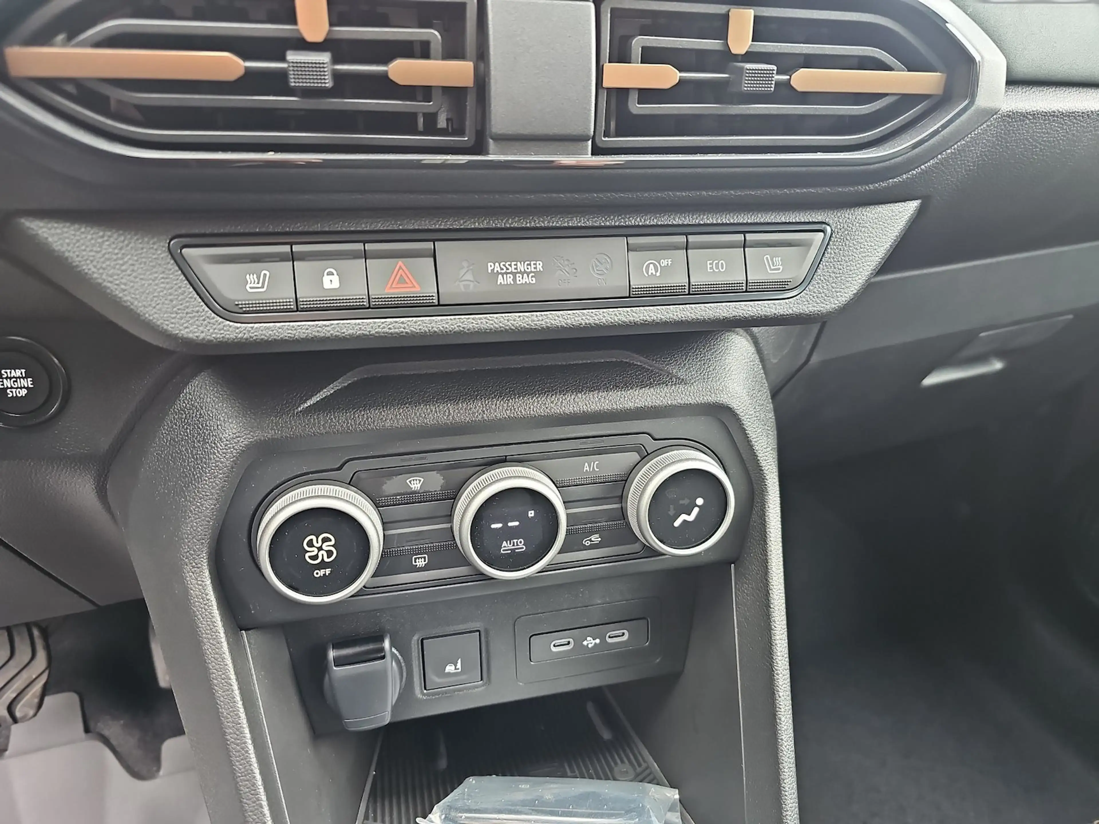 Dacia Sandero Stepway Extreme Eco-G 120 Sofort — photo 9