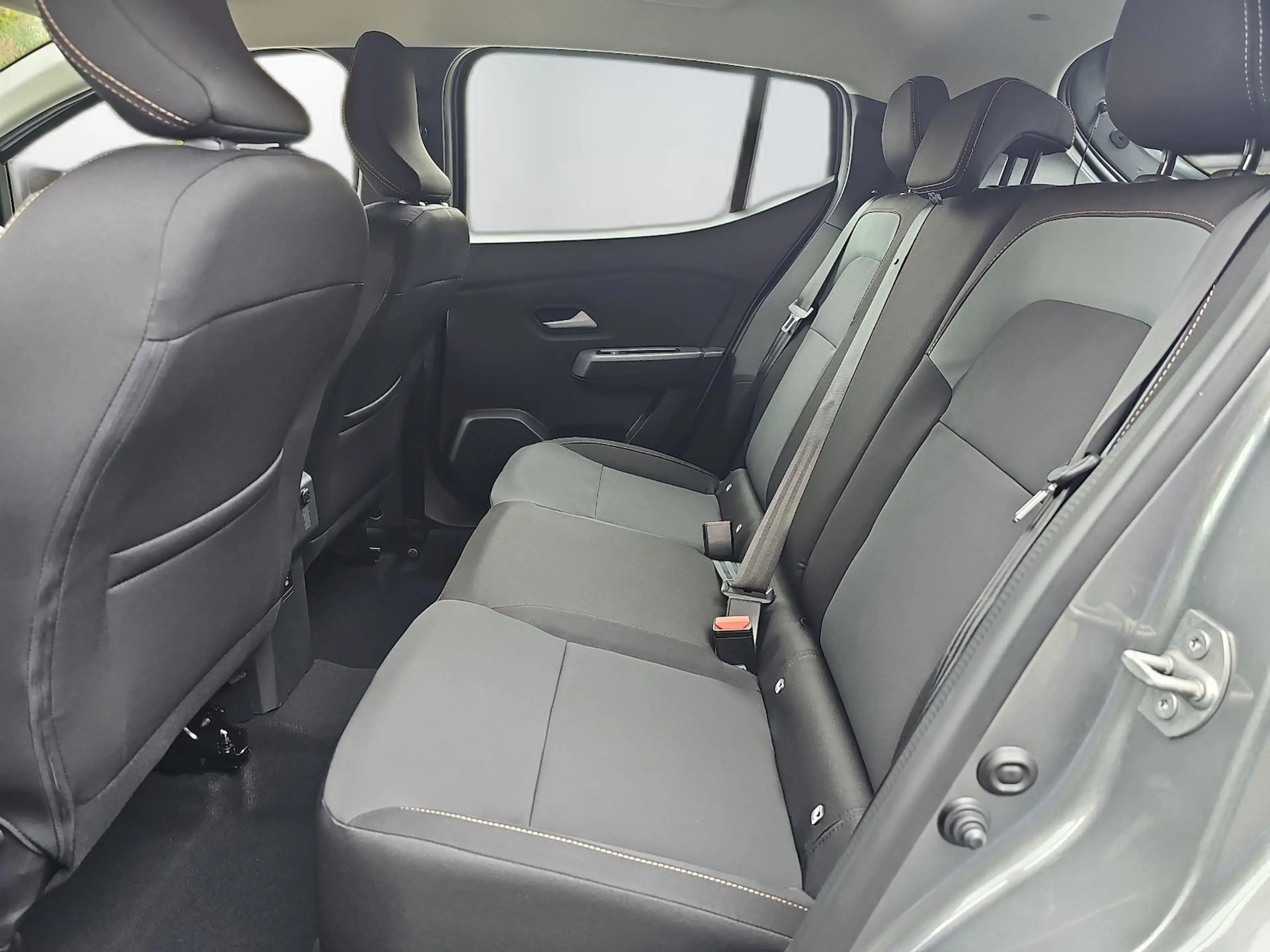 Dacia Sandero Stepway Extreme Eco-G 120 Sofort — photo 11