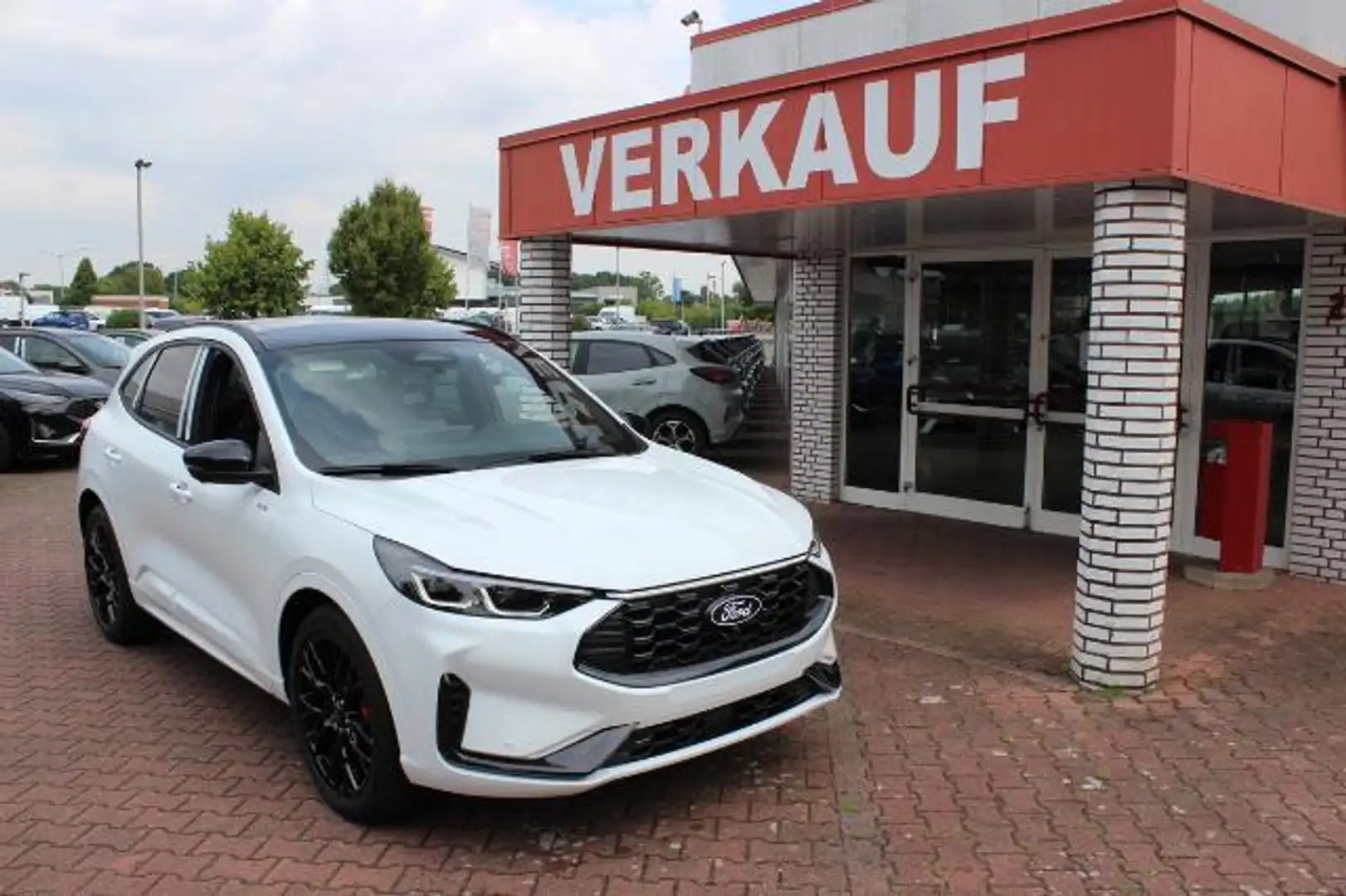 Ford Kuga ST Line X FHEV AHK-Panoramadach - Black Package/Ma Bianco - 2