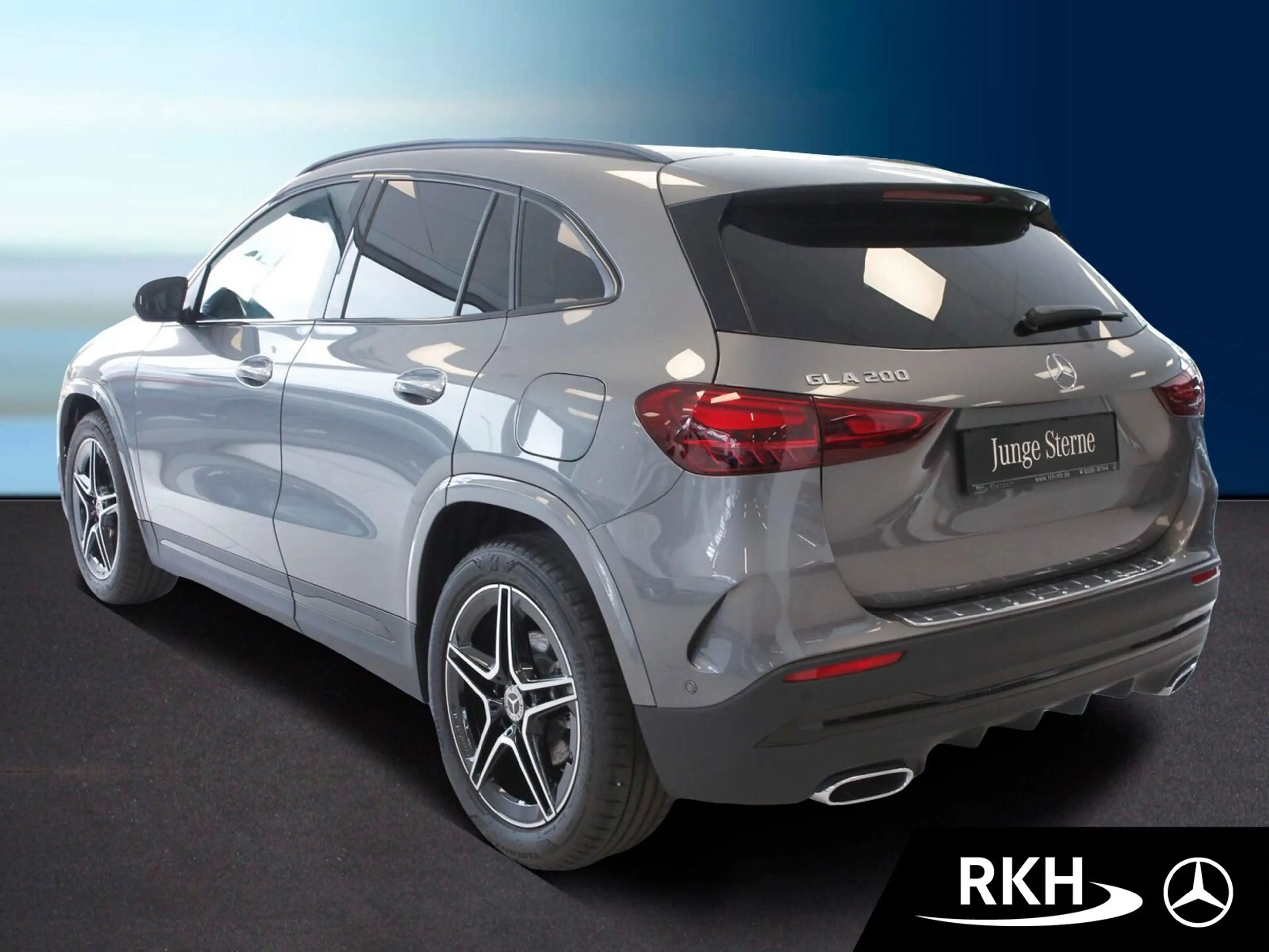 Mercedes-Benz GLA 200 GLA 200 AMG Night/Pano/Kamera/Totw./LED AMG Line — photo 4
