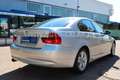 BMW 325 xi |AUTOMATIK|PDC|KLIMA|1.HAND|SCHECKHEFT|52T Plateado - thumbnail 5