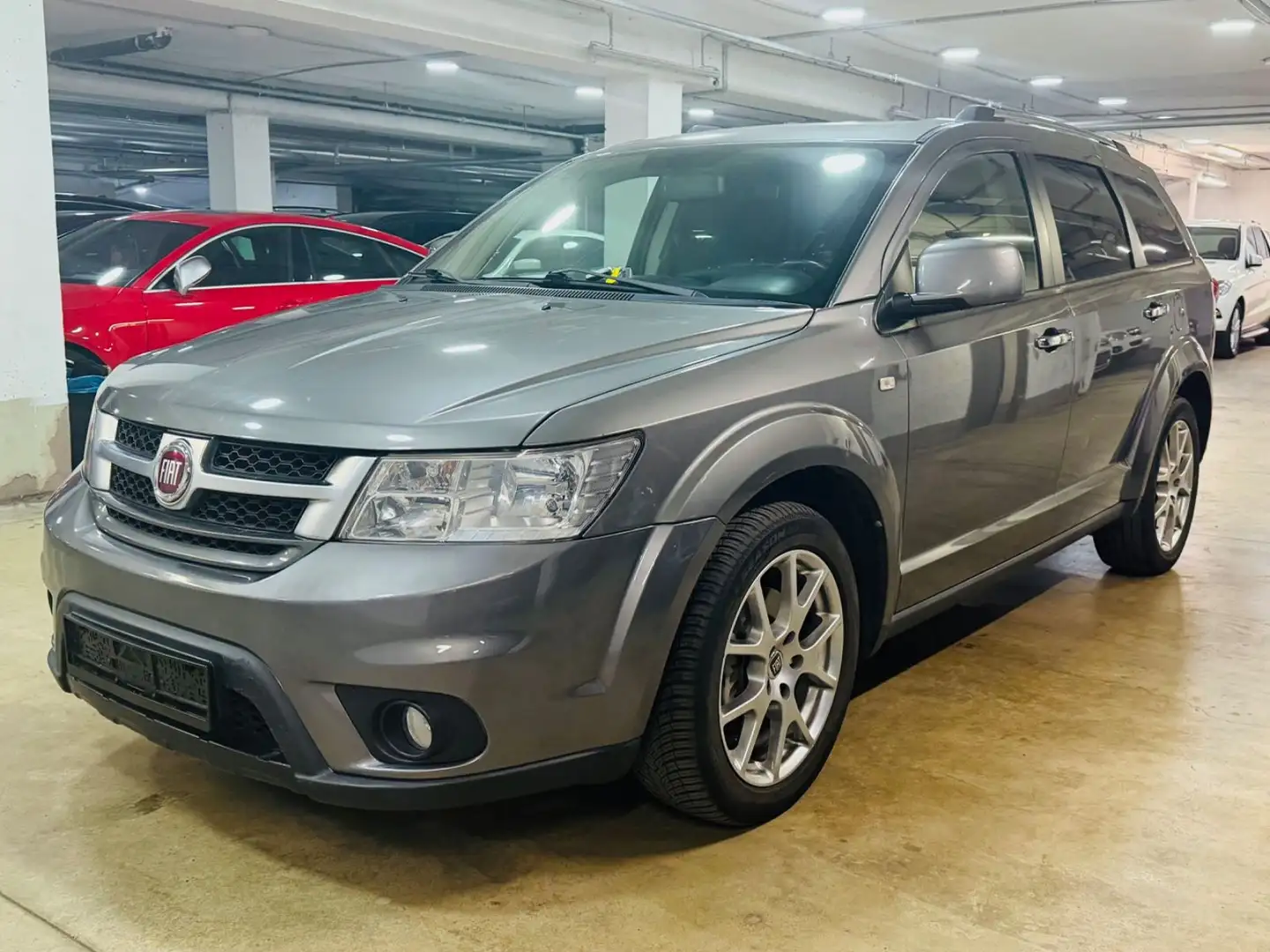 Fiat Freemont Lounge AWD 7 Sitzer~Klima~Schiebedach Grau - 1