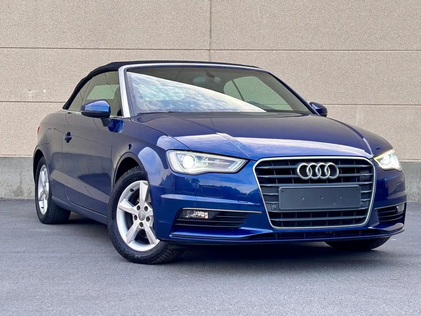 Audi A3 A3 Cabriolet 2.0 TDi Ambition S line Bleu - 2