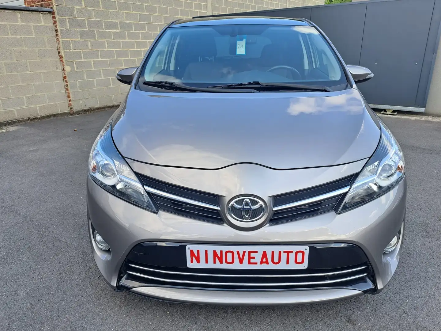 Toyota Verso Verso 1.6*7 PL PANORAMISCH DAK NAVI AIRCO CAMERA* Béžová - 1