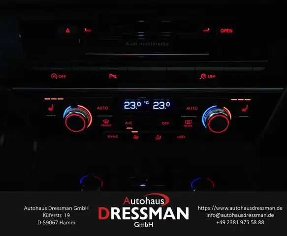 Audi RS6 view 11