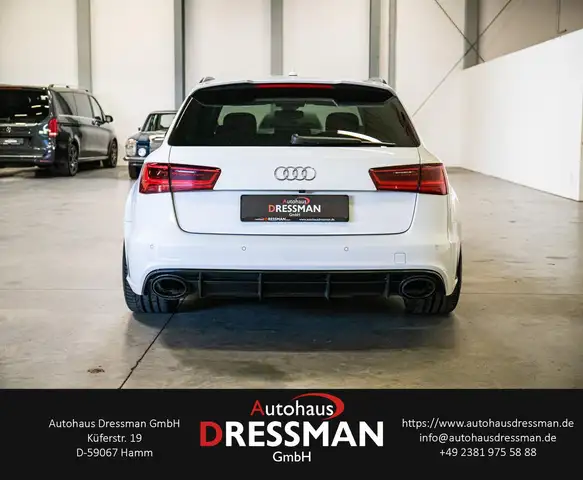 Audi RS6 view 6