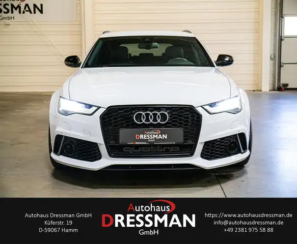 Audi RS6 view 2