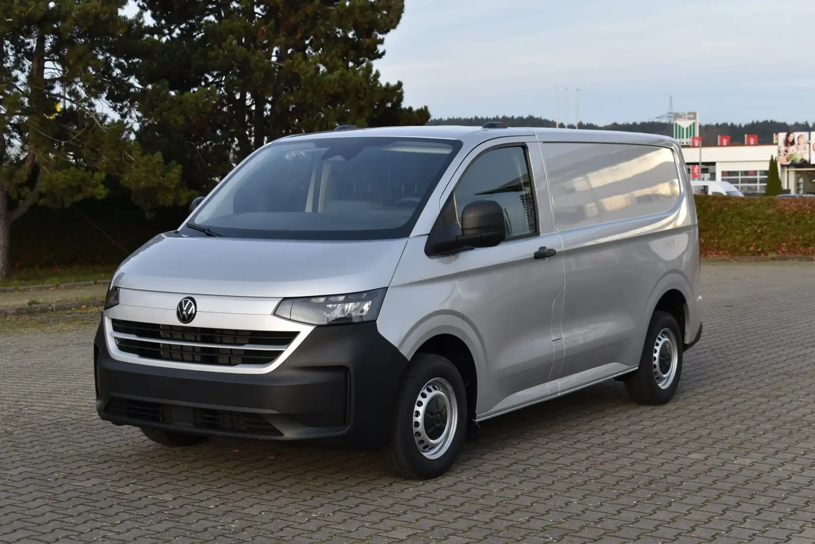 Volkswagen T7 Kasten 2.0 TDI Automatik KR L1H1 AHK Klima Grau - 1