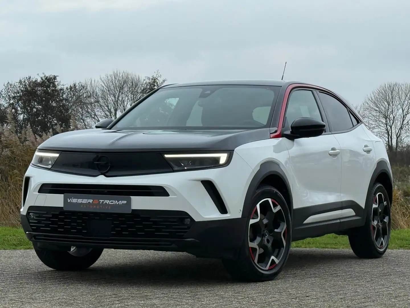 Opel Mokka 1.2 Turbo GS Line 130pk Automaat - White Jade - Cr Wit - 2